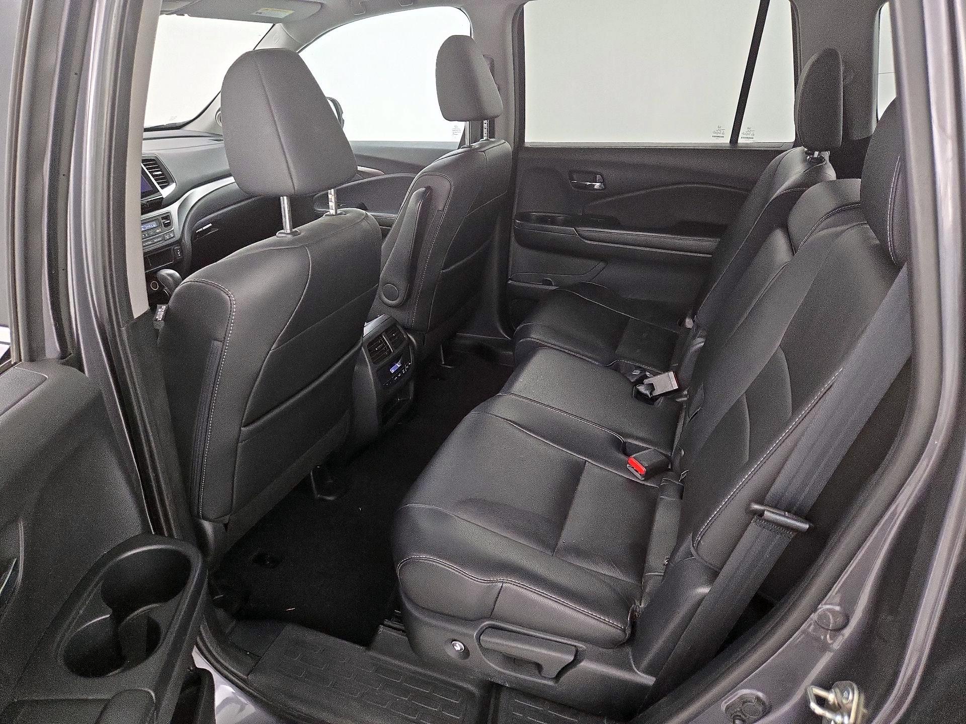 Thumbnail: 2018 Honda Pilot - 20