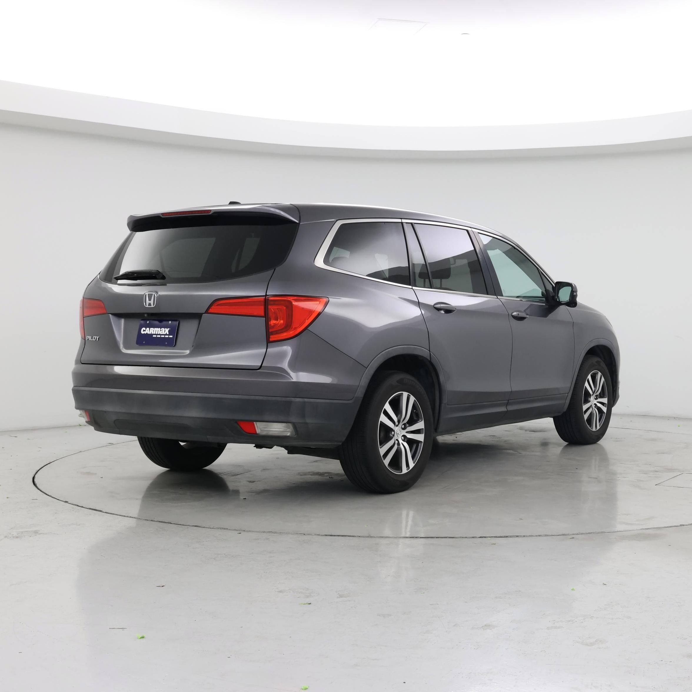 Thumbnail: 2018 Honda Pilot - 8