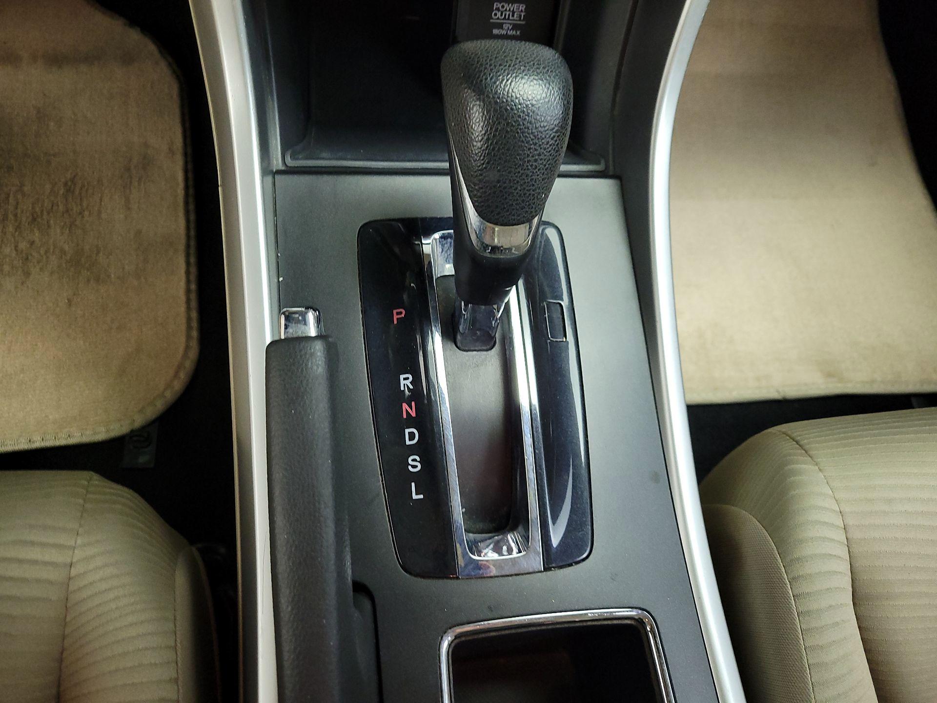 Thumbnail: 2014 Honda Accord - 17