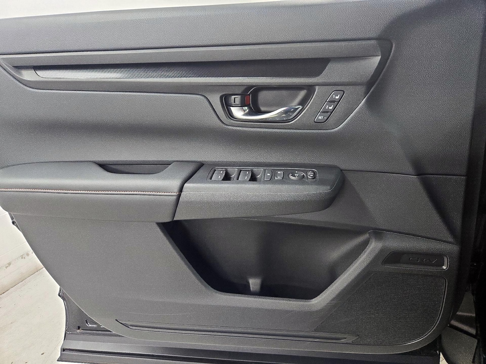 2025 Honda CR-V Sport-L - Photo 13