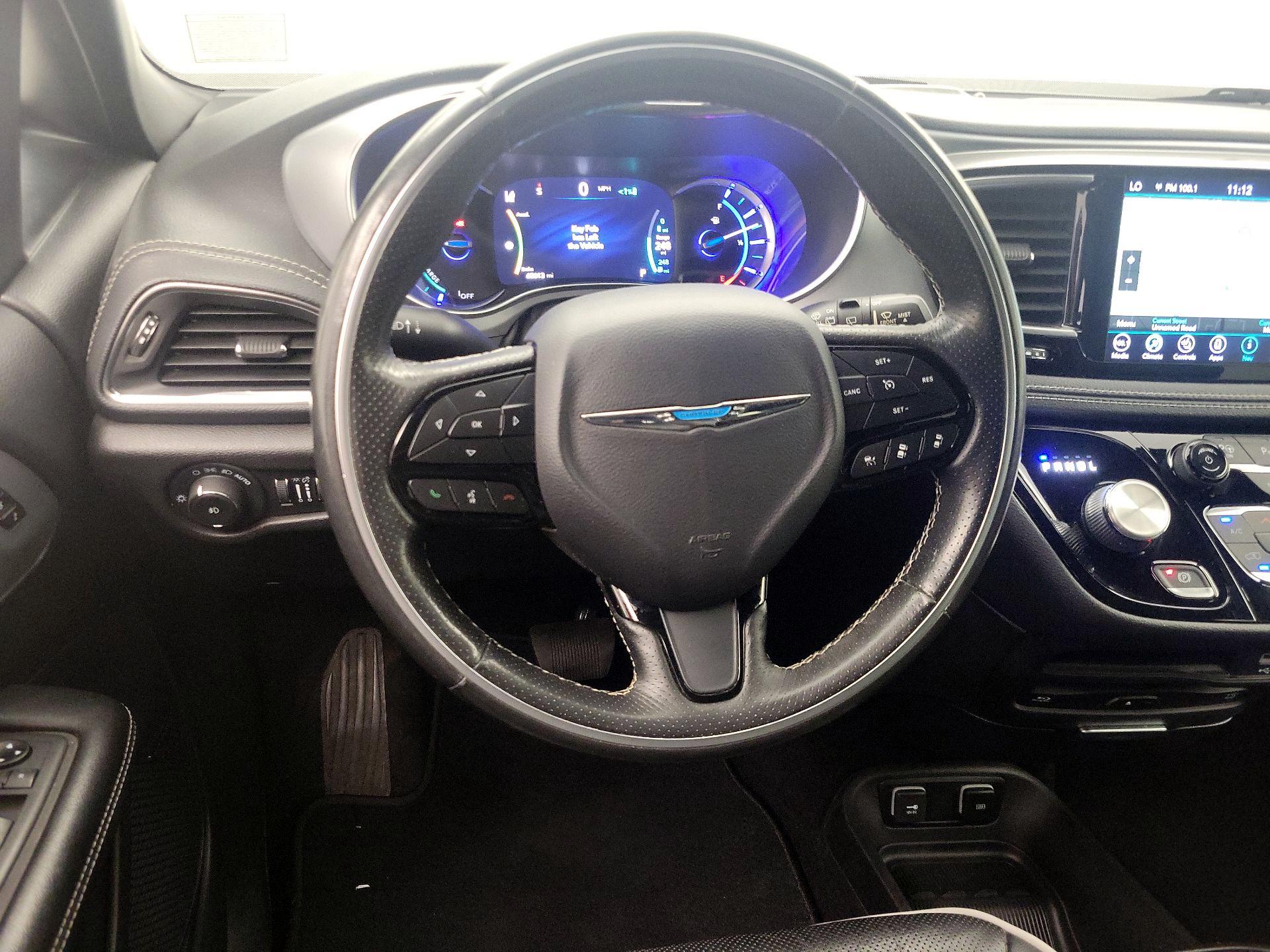 Thumbnail: 2020 Chrysler Pacifica - 10