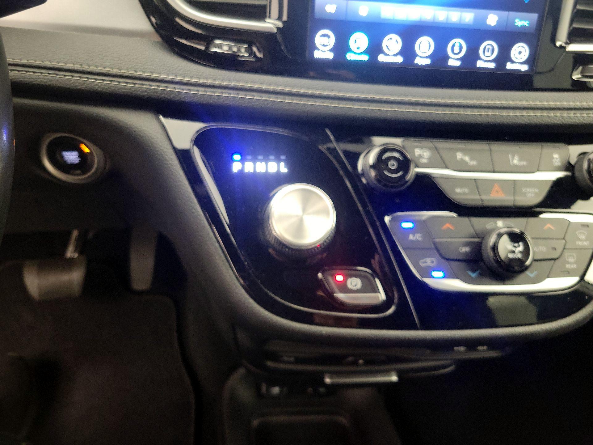 Thumbnail: 2020 Chrysler Pacifica - 18