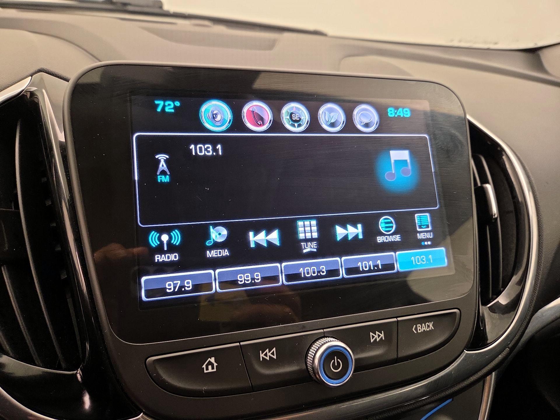 Thumbnail: 2016 Chevrolet Volt - 15