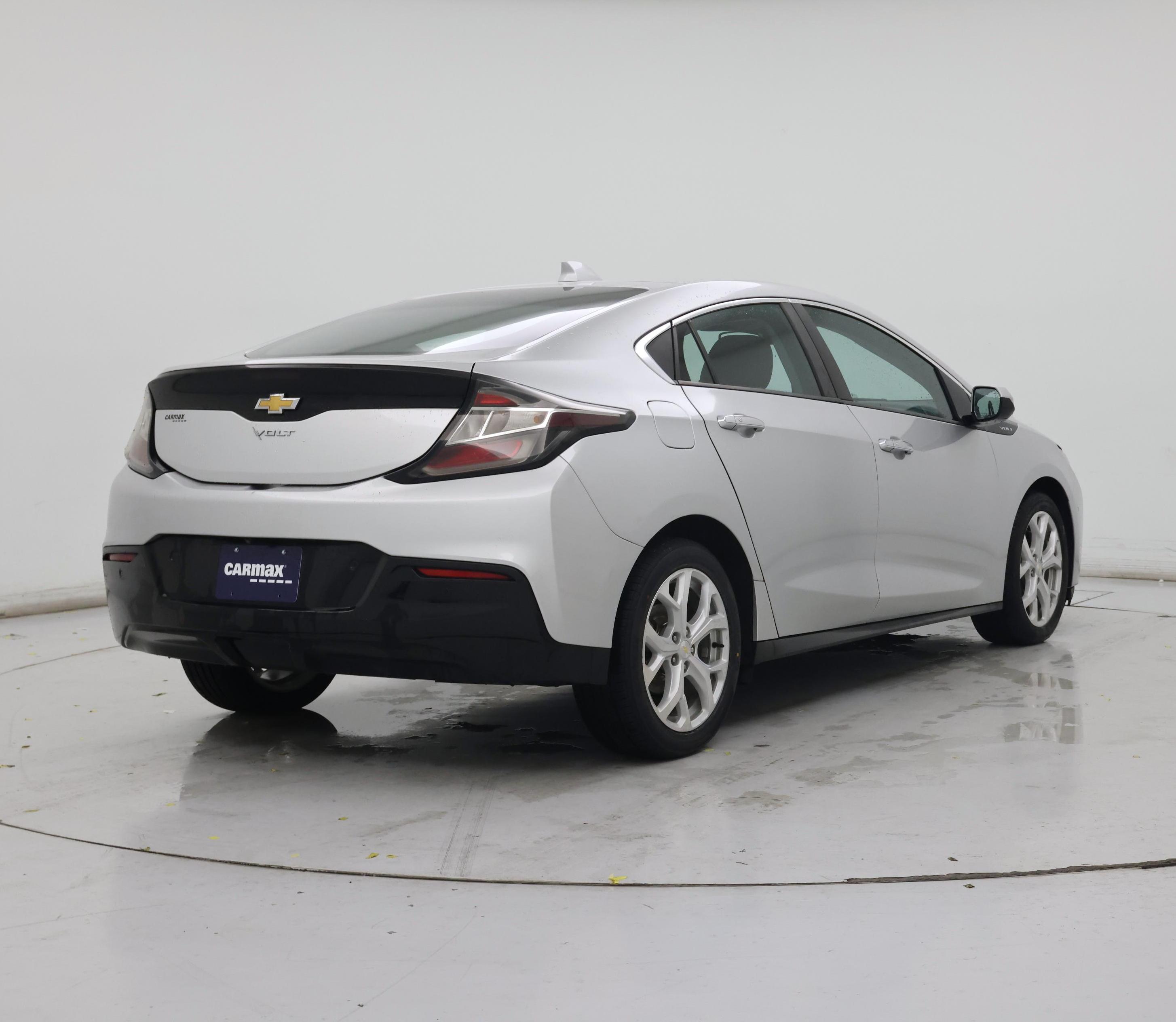 Thumbnail: 2016 Chevrolet Volt - 8