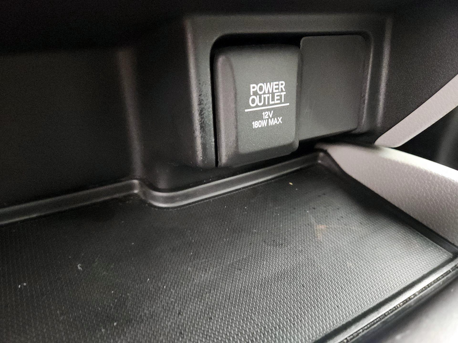 Thumbnail: 2018 Honda Pilot - 18