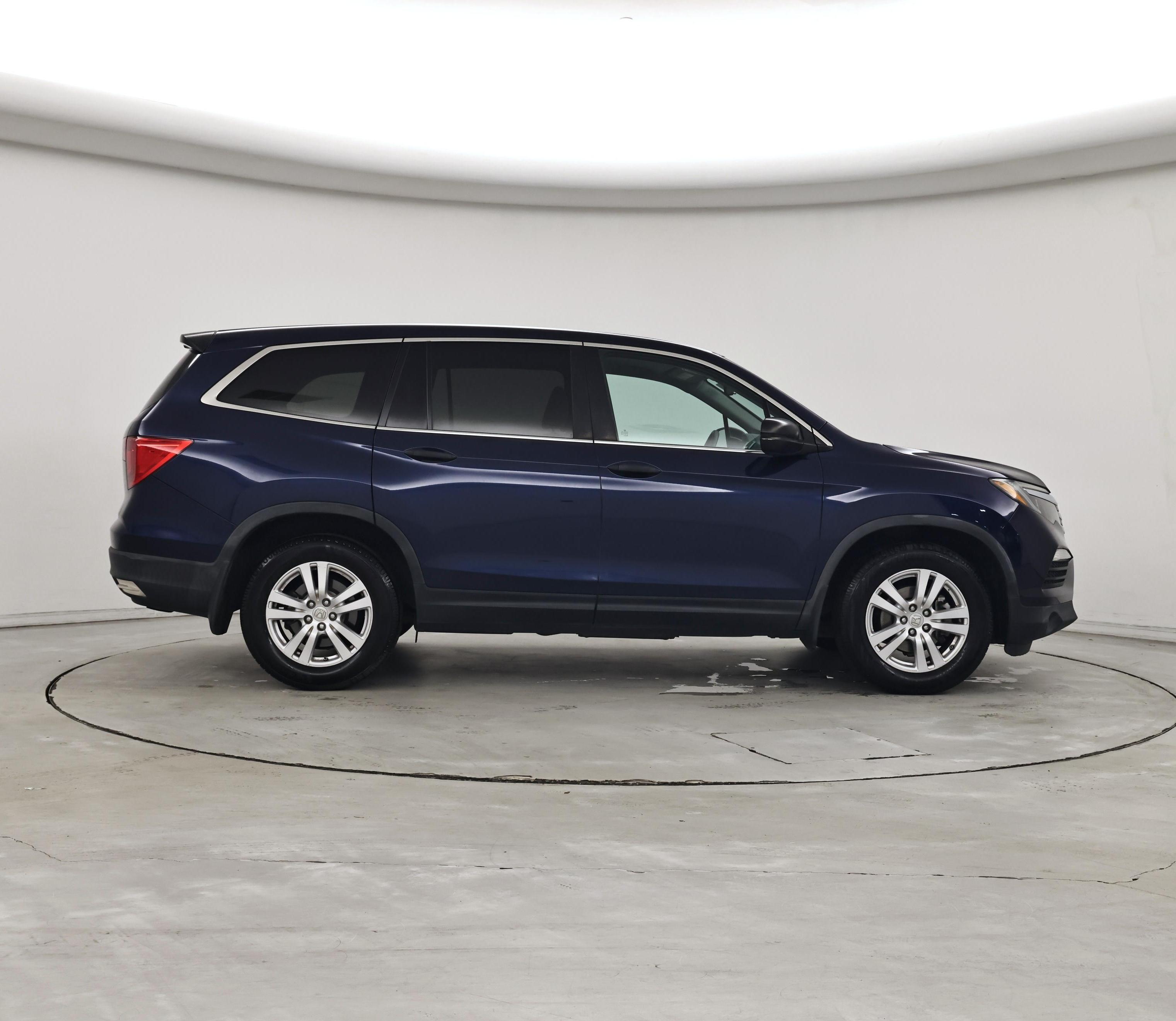 Thumbnail: 2018 Honda Pilot - 7