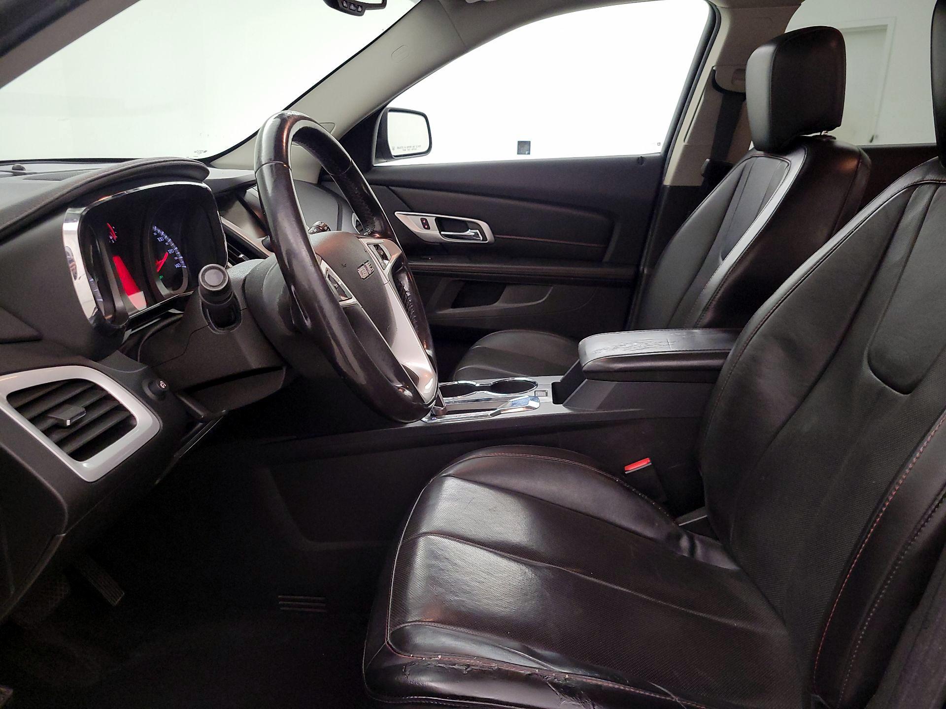 Thumbnail: 2015 GMC Terrain - 11