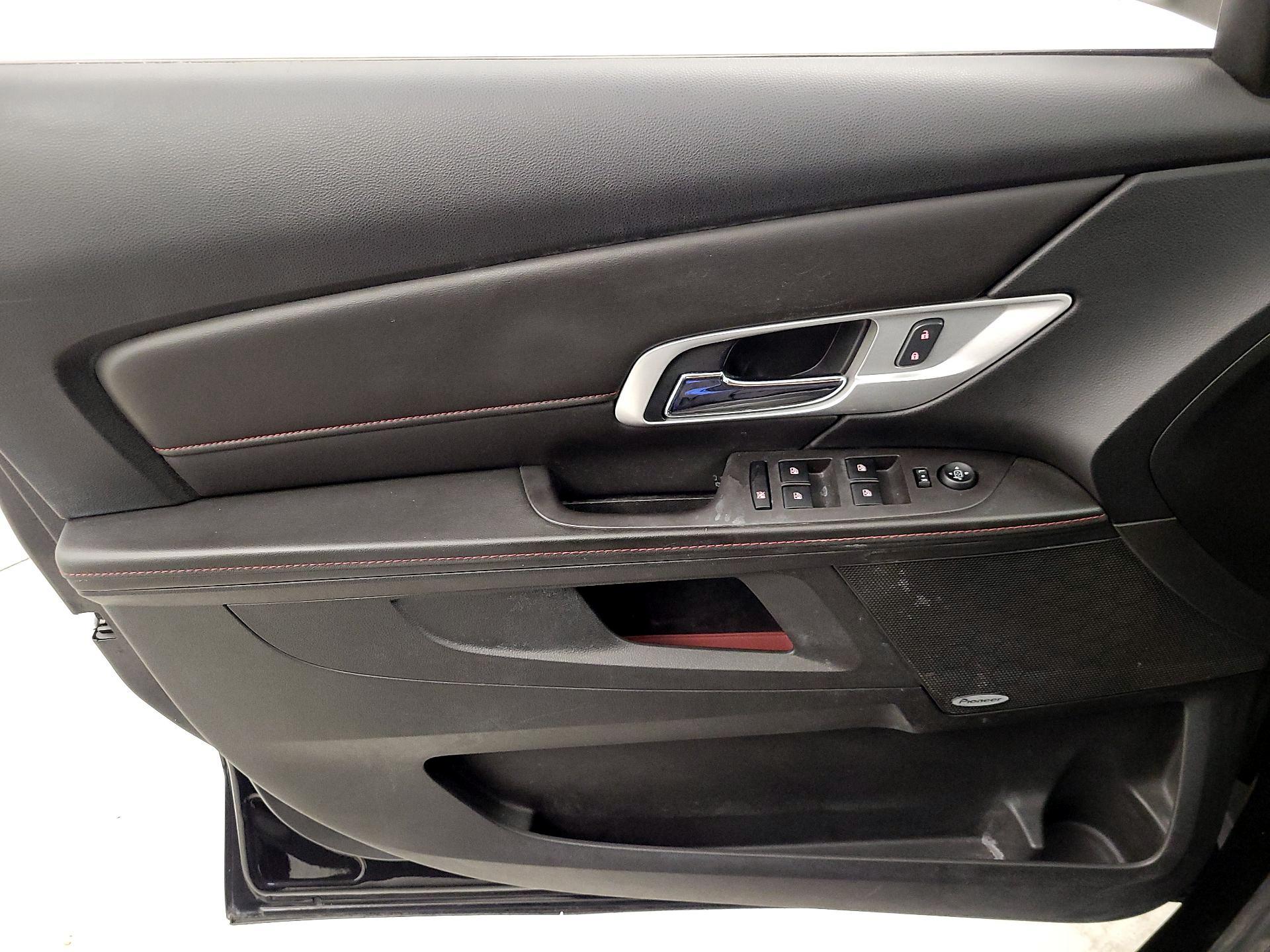 Thumbnail: 2015 GMC Terrain - 12