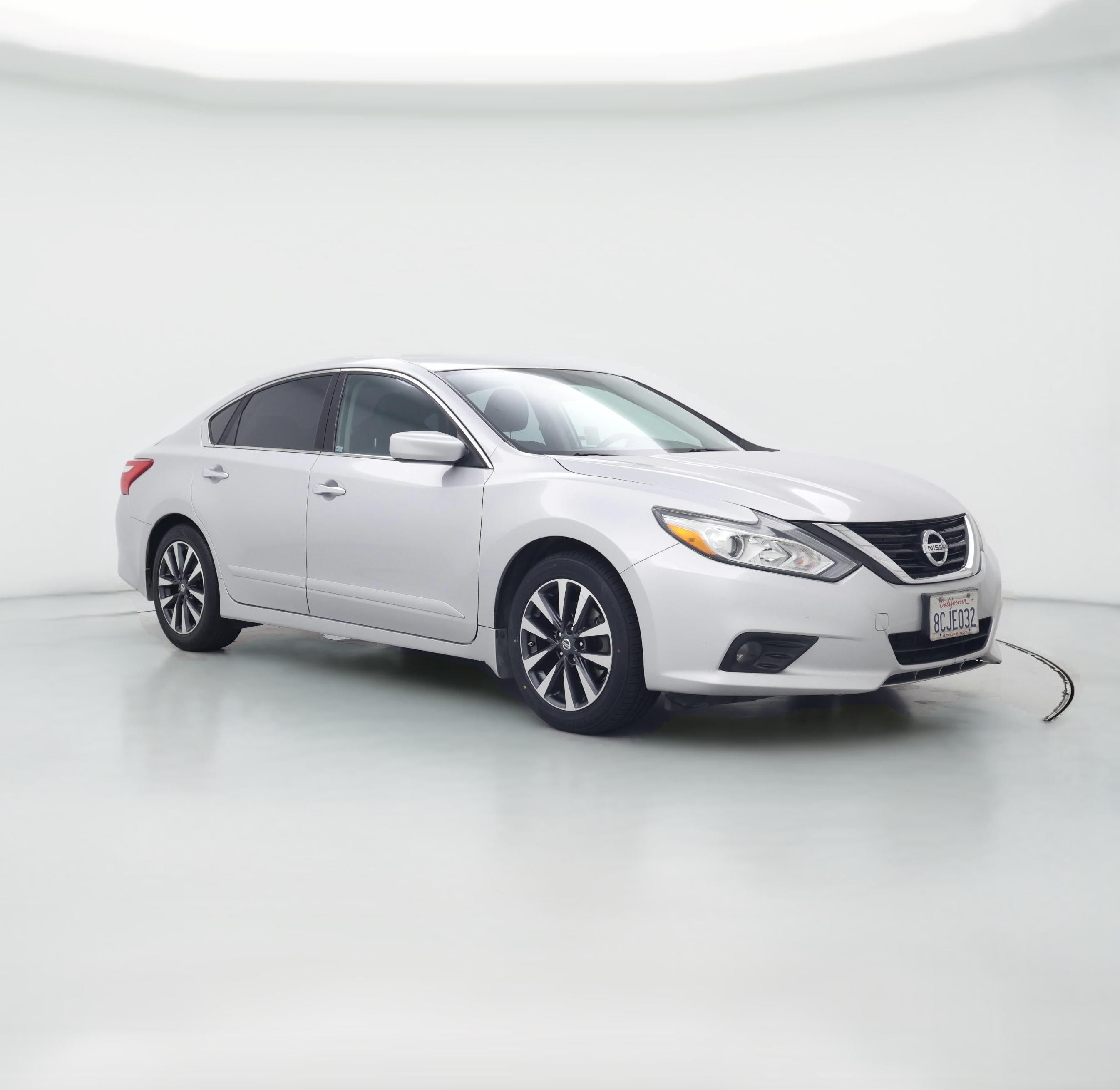 Thumbnail: 2017 Nissan Altima - 1