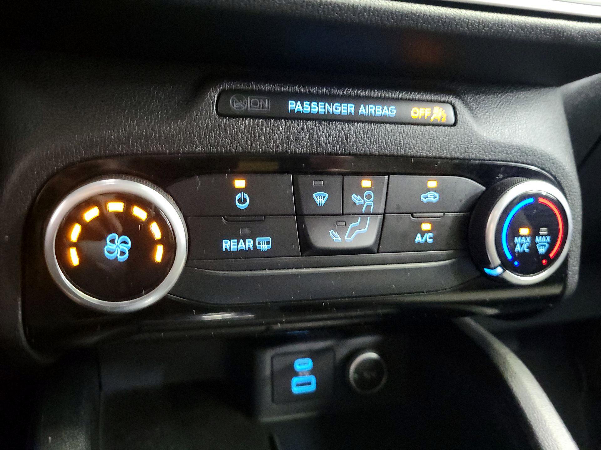 Thumbnail: 2021 Ford Escape - 17