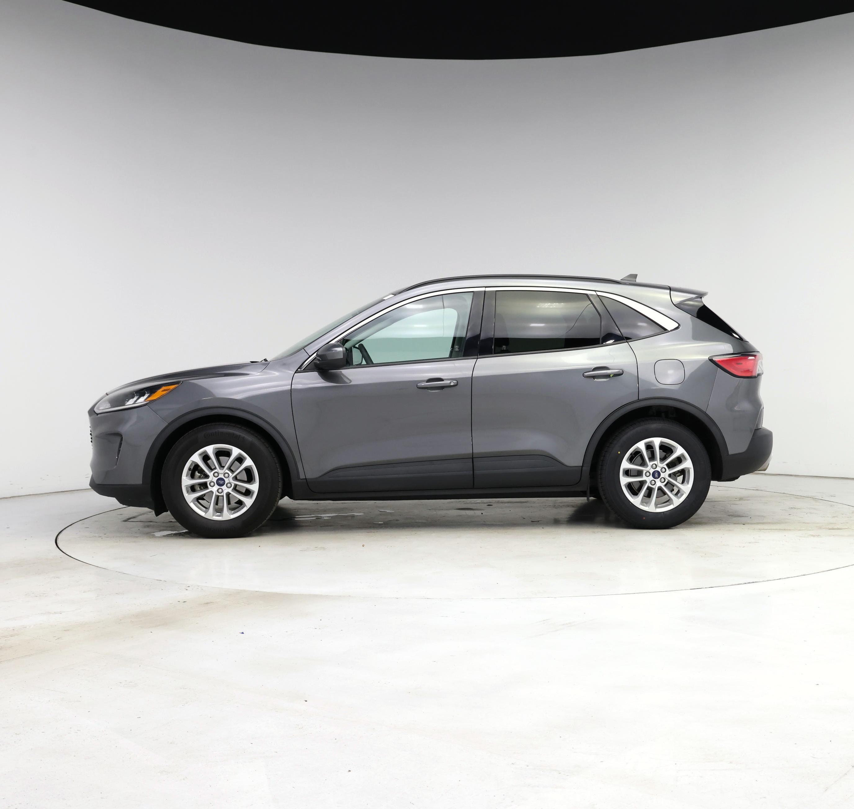 Thumbnail: 2021 Ford Escape - 3