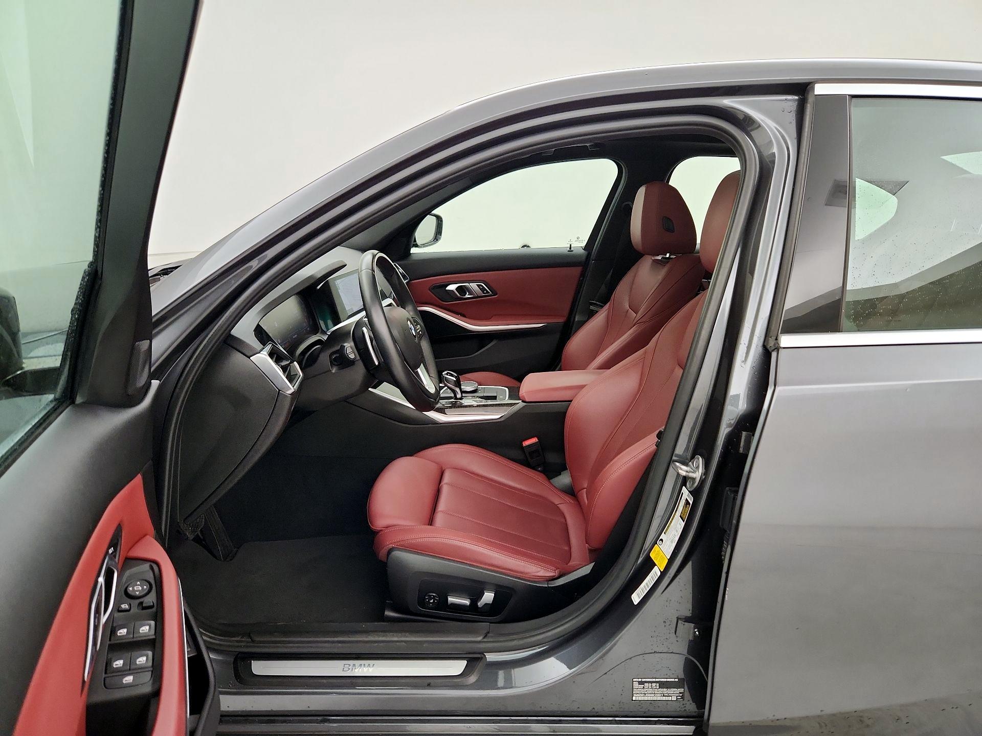 Thumbnail: 2022 BMW 3 Series - 11