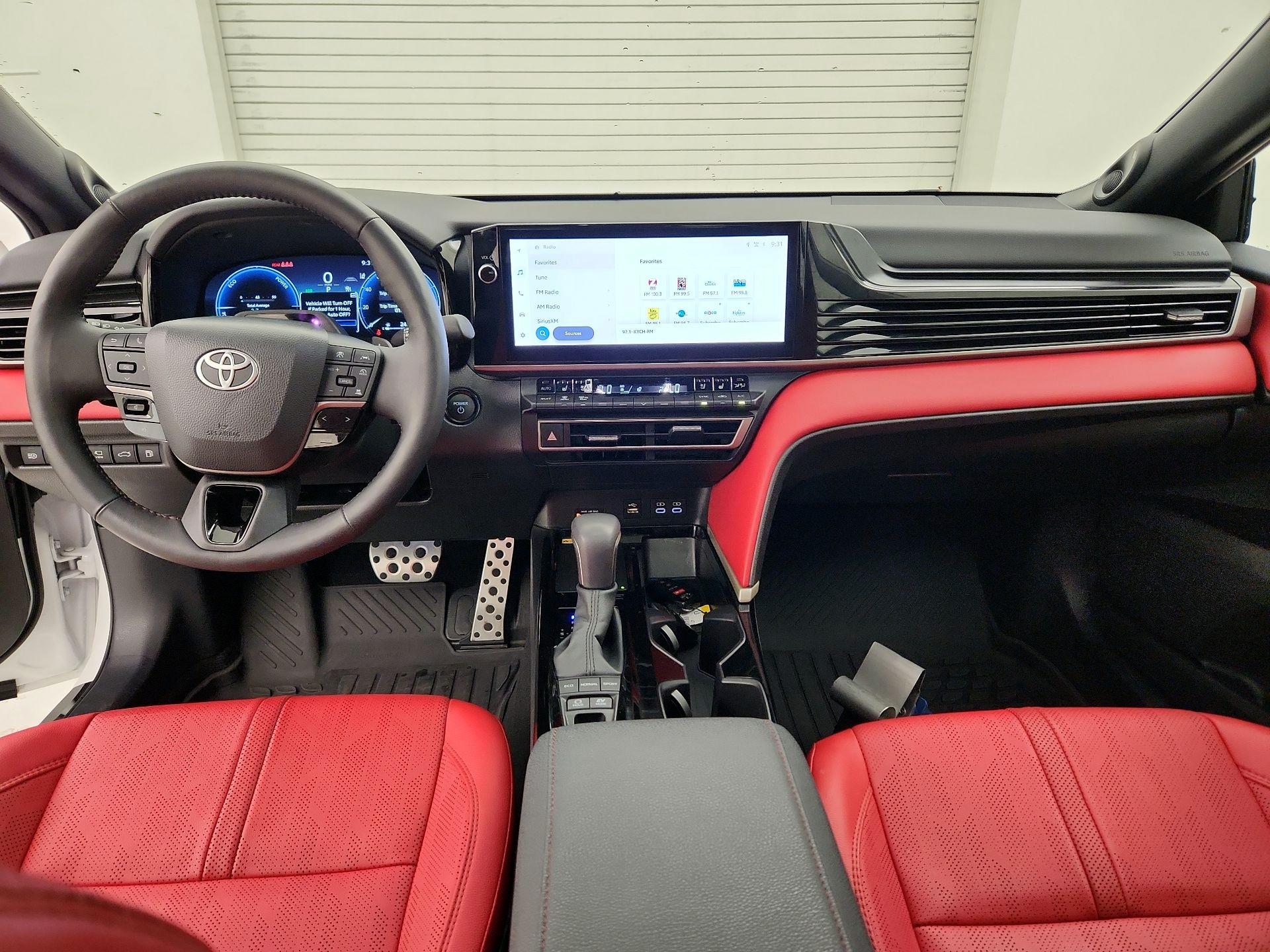 Thumbnail: 2025 Toyota Camry - 9