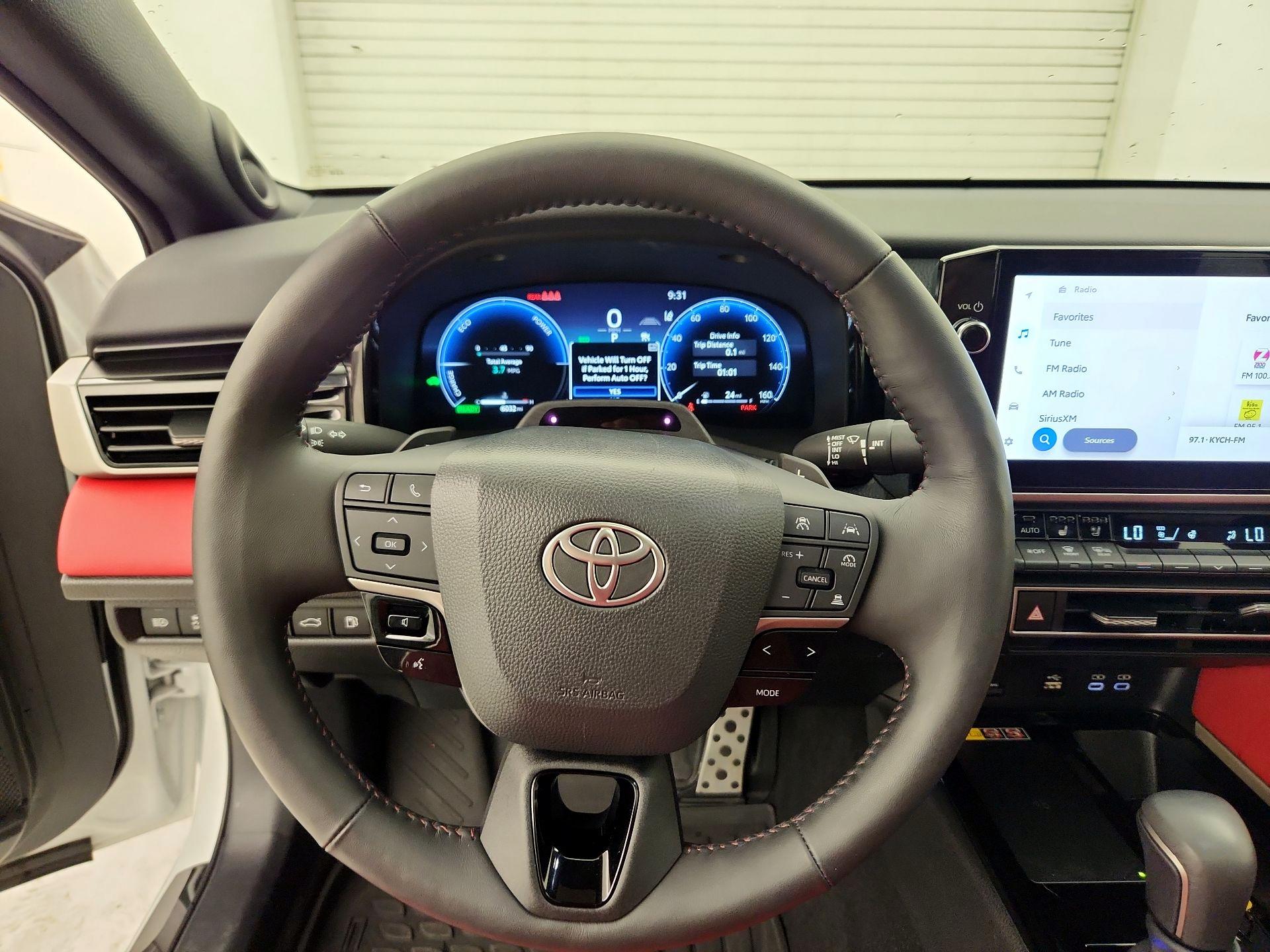 Thumbnail: 2025 Toyota Camry - 10