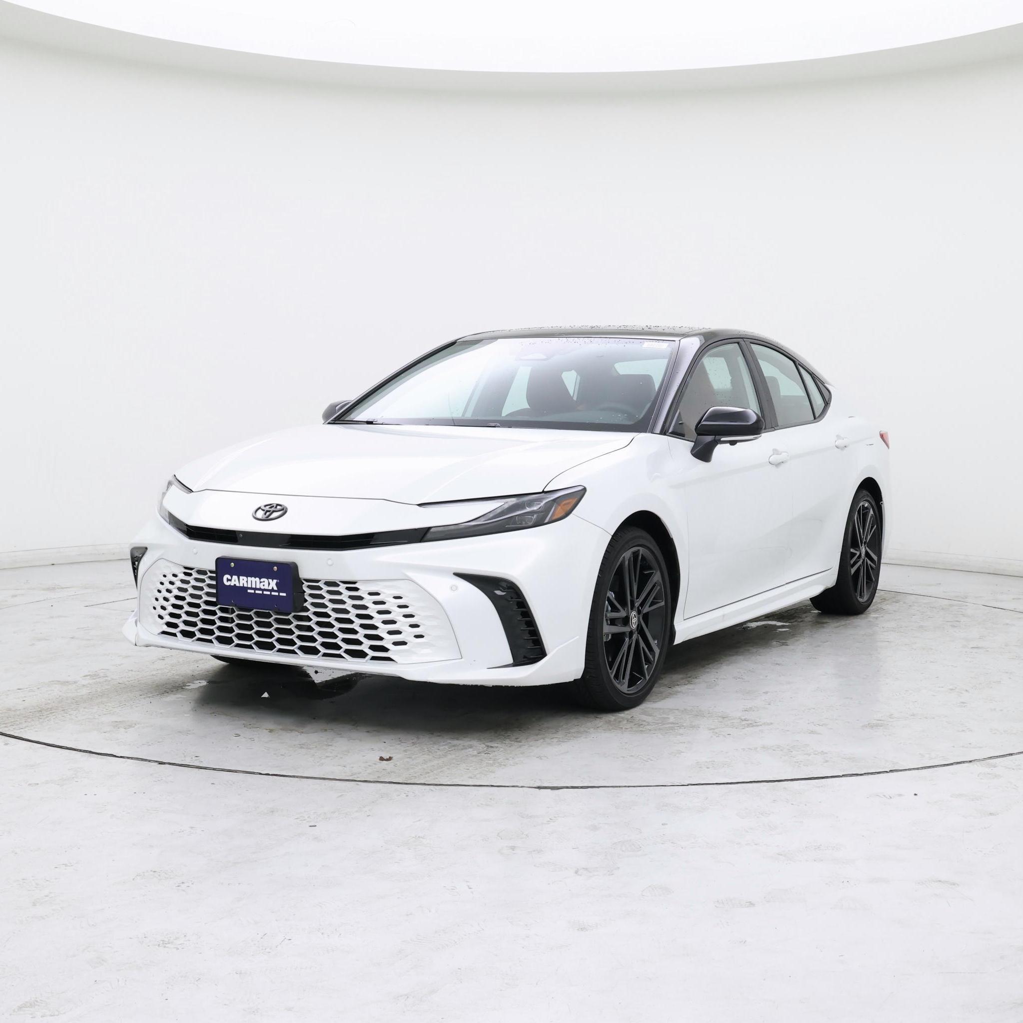 Thumbnail: 2025 Toyota Camry - 4