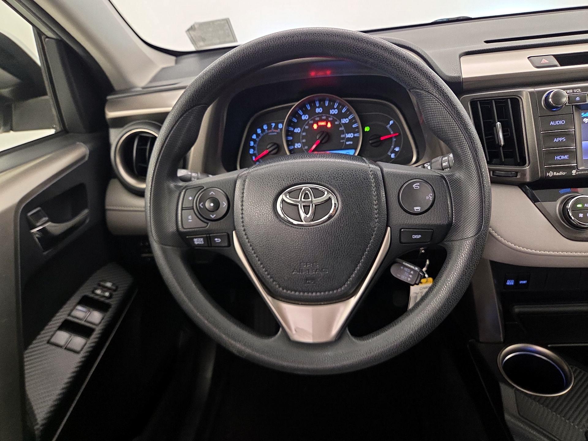 Thumbnail: 2014 Toyota RAV4 - 10