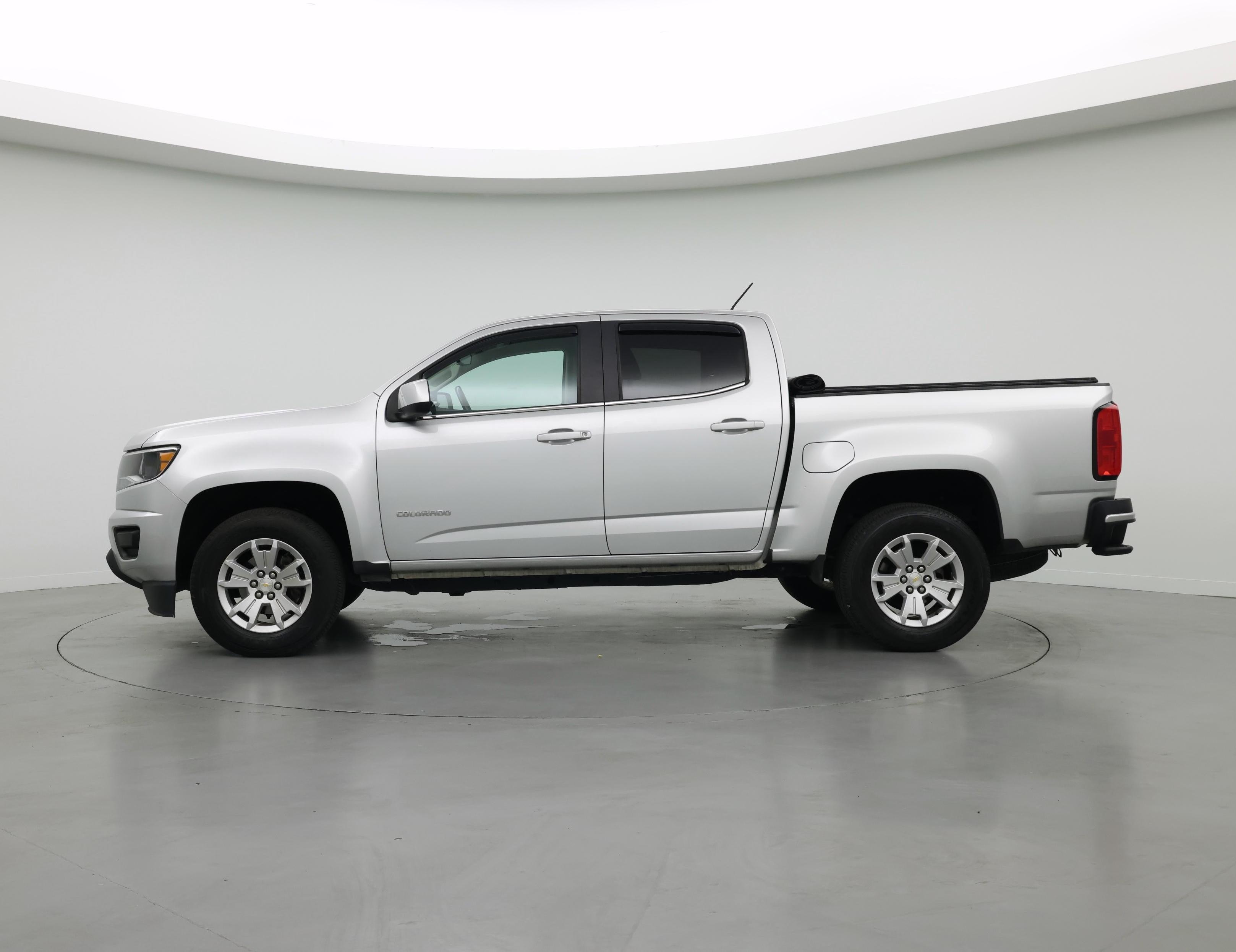 Thumbnail: 2018 Chevrolet Colorado - 3