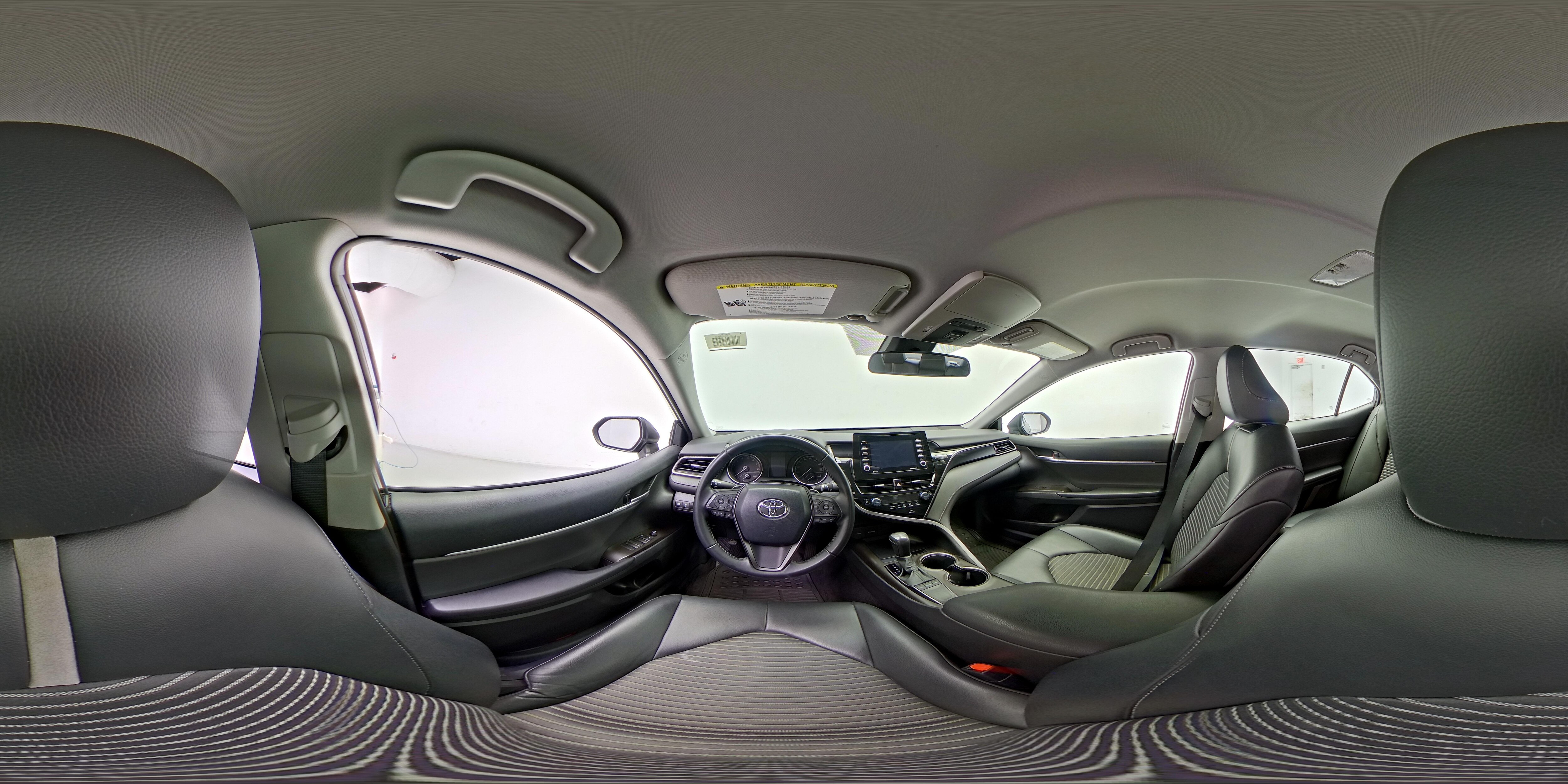 2023 Toyota Camry SE - Photo 27