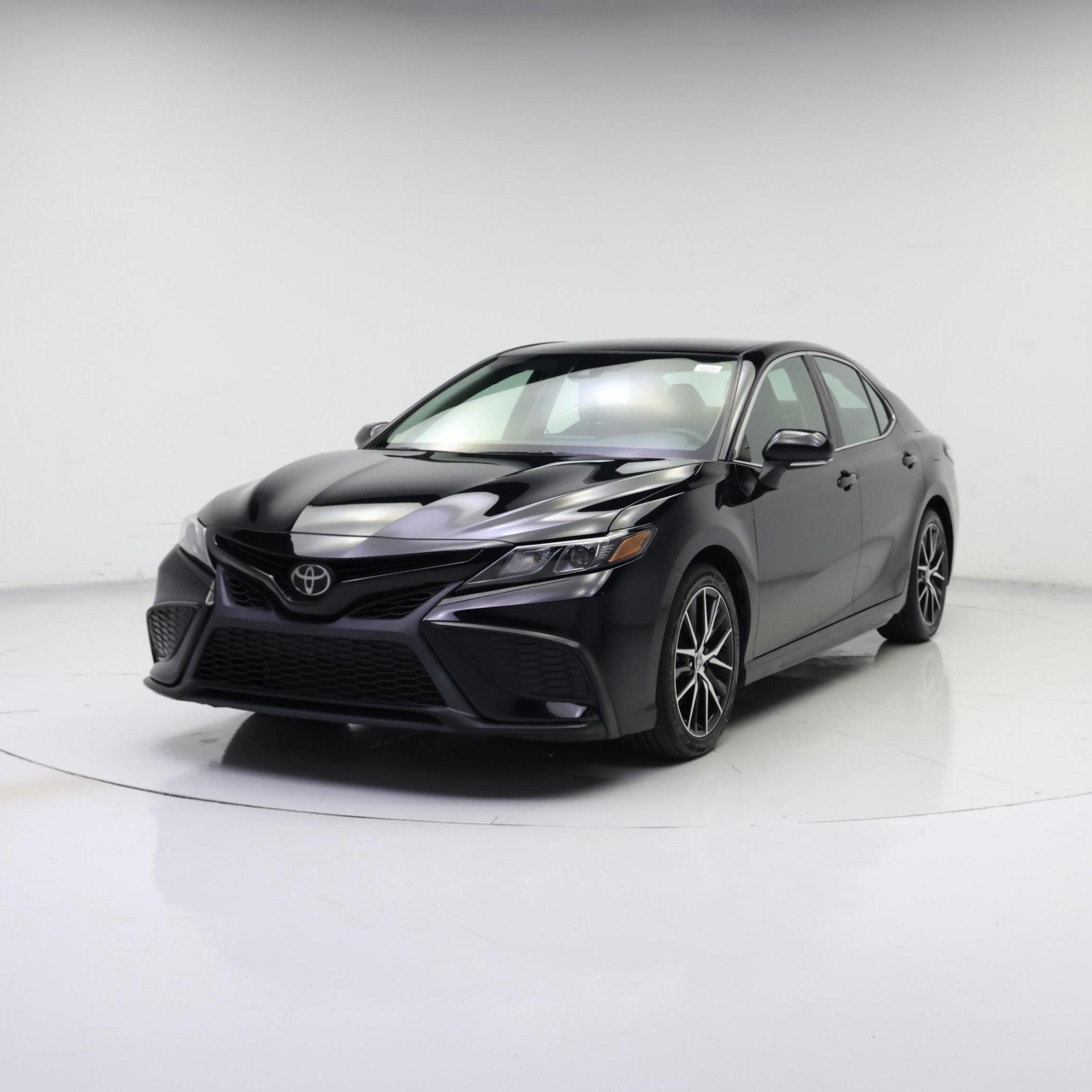 Thumbnail: 2023 Toyota Camry - 4