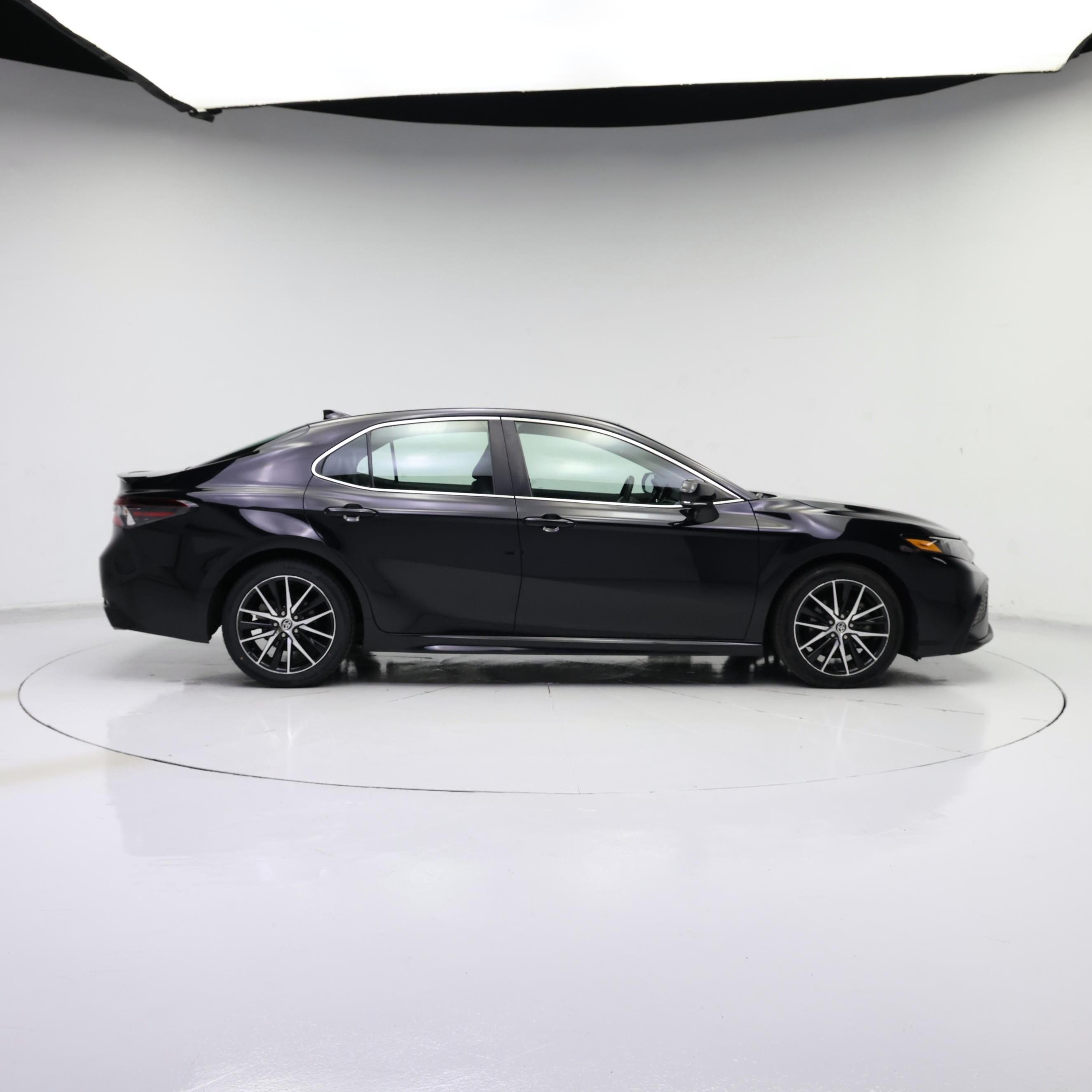 Thumbnail: 2023 Toyota Camry - 7