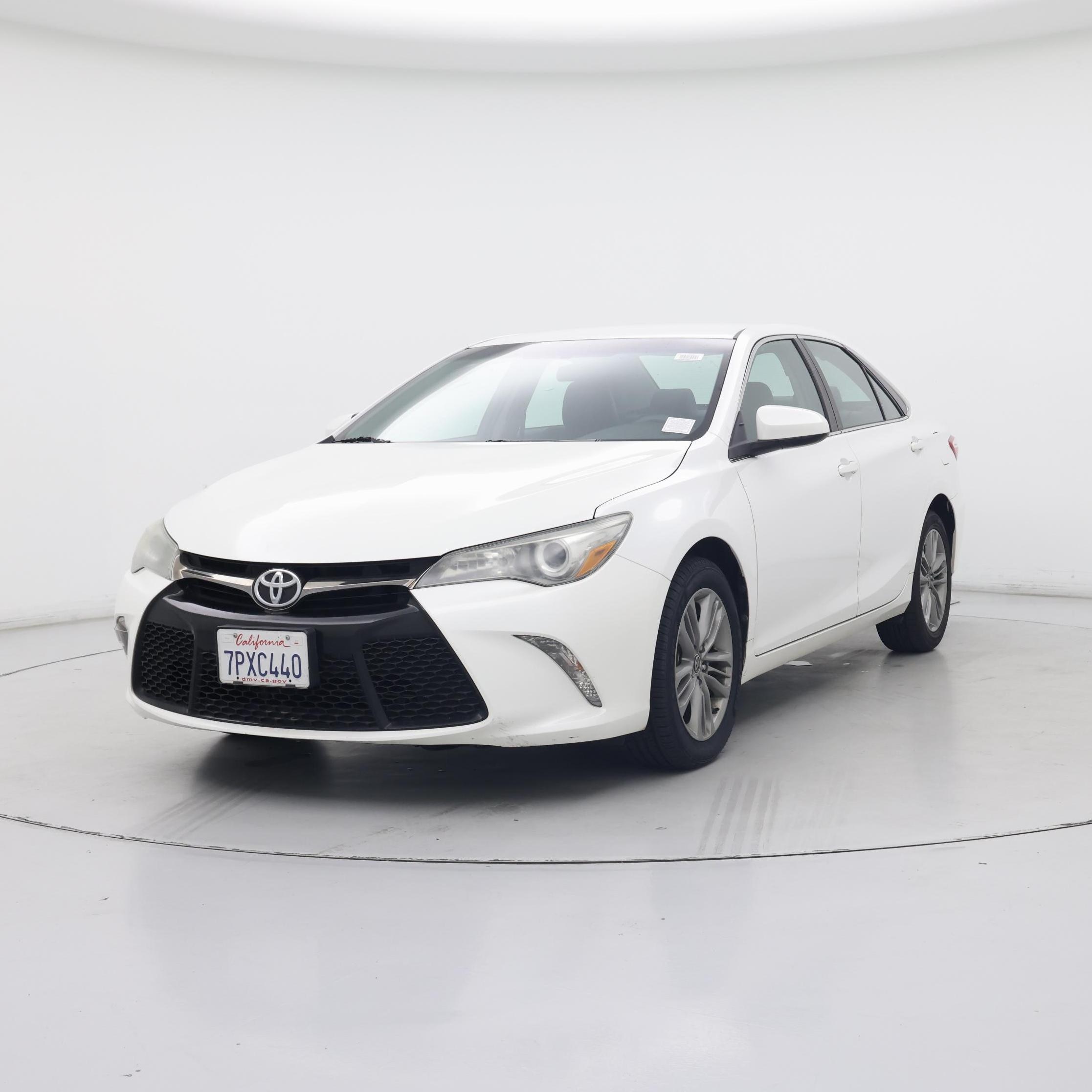 Thumbnail: 2016 Toyota Camry - 4