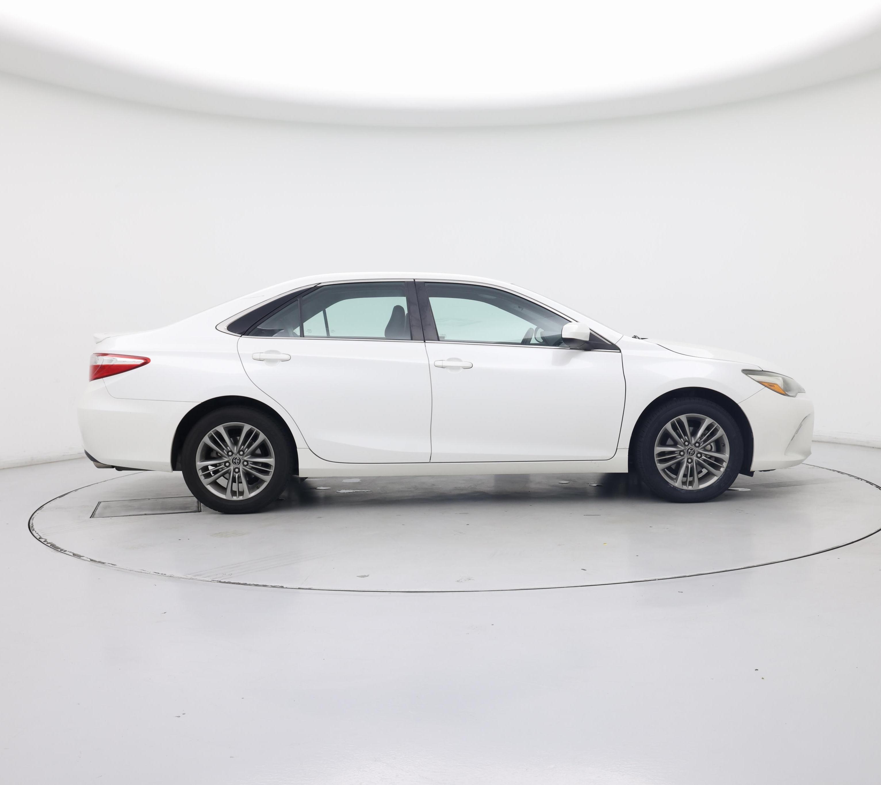 Thumbnail: 2016 Toyota Camry - 7