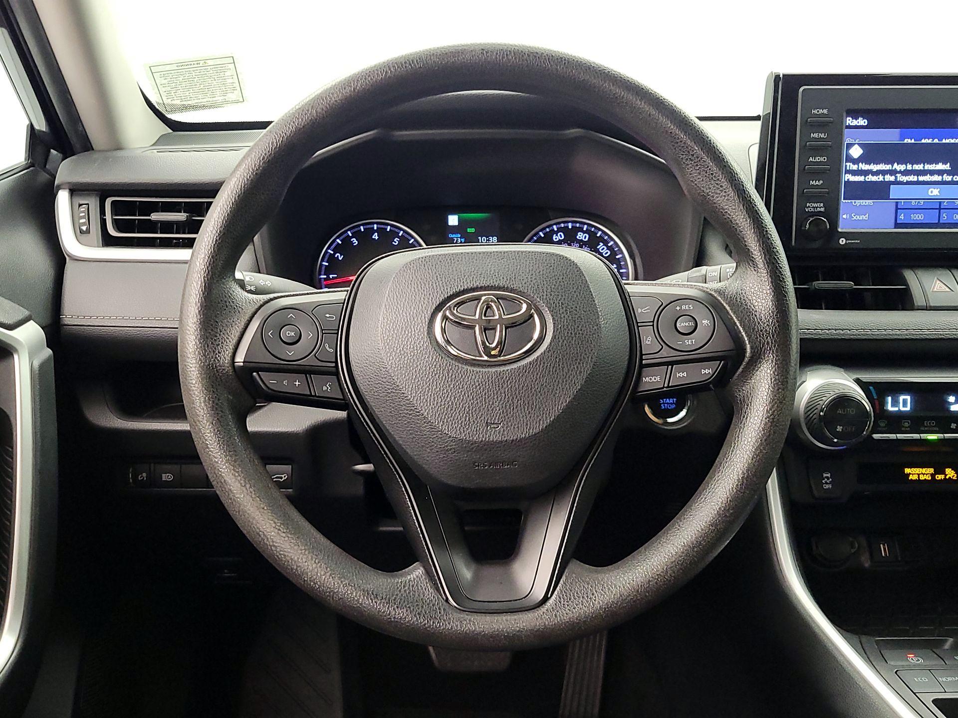 Thumbnail: 2022 Toyota RAV4 - 10