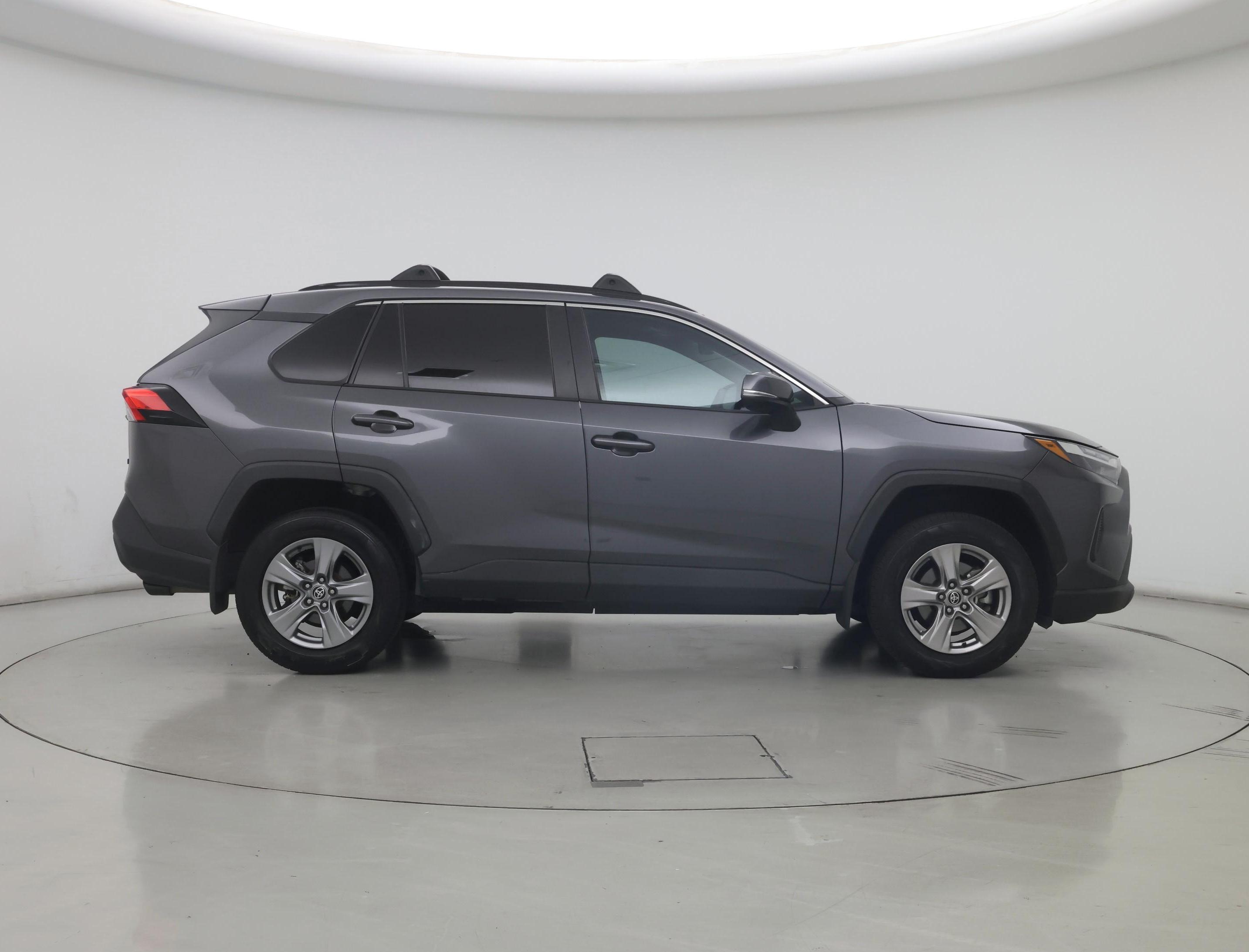 Thumbnail: 2022 Toyota RAV4 - 7