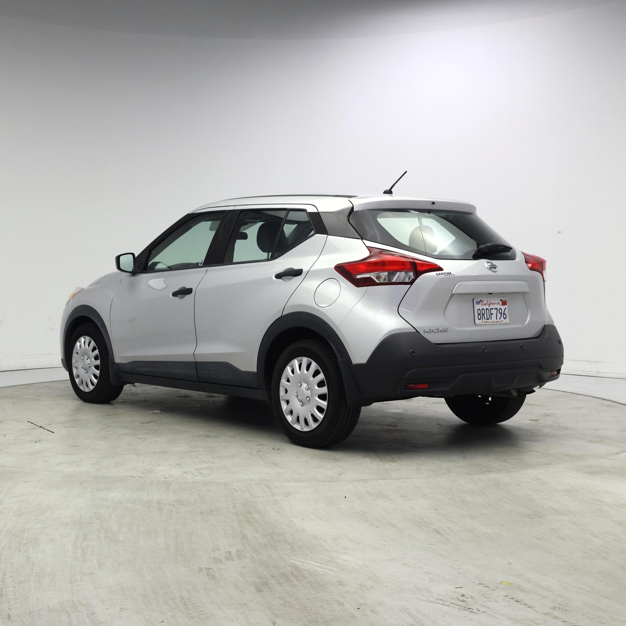 Thumbnail: 2020 Nissan Kicks - 2