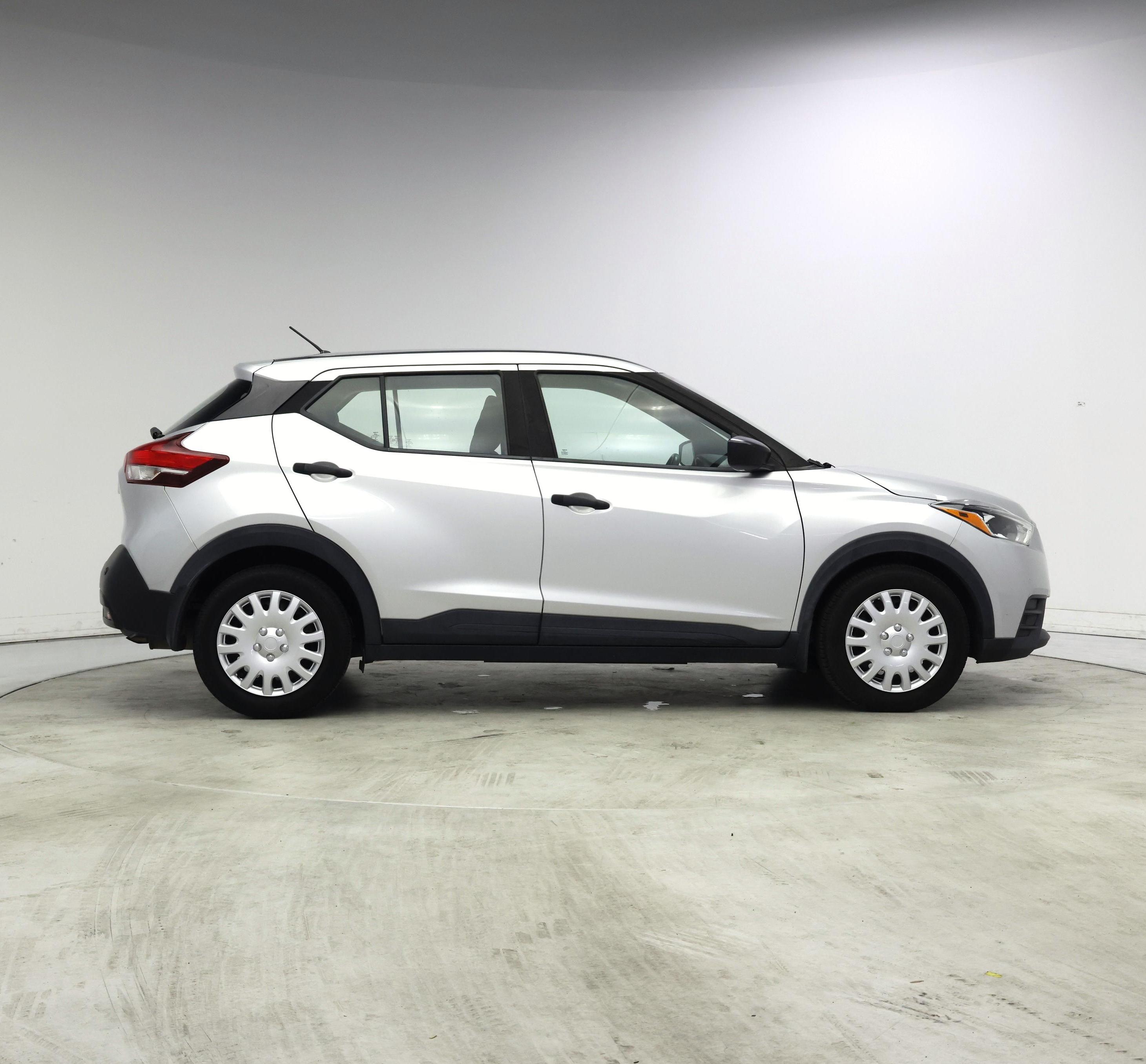 Thumbnail: 2020 Nissan Kicks - 7