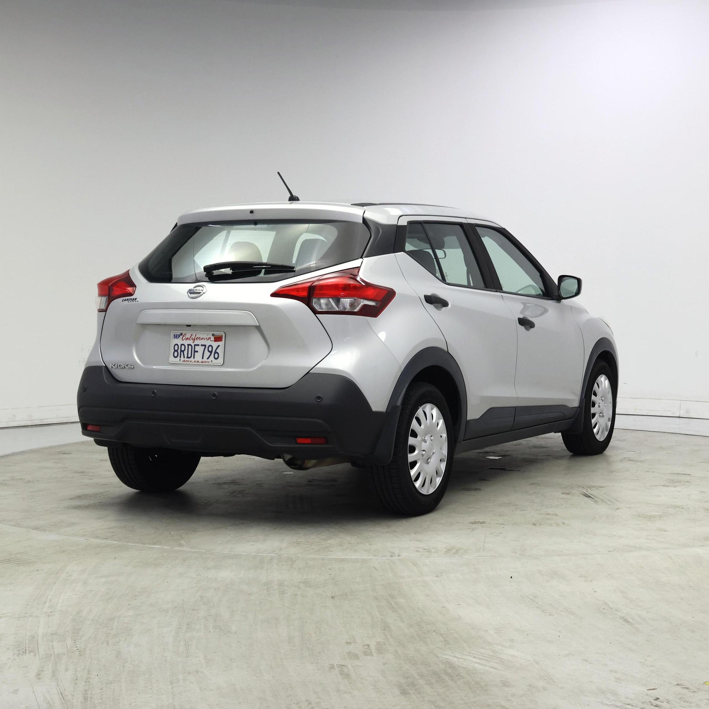 Thumbnail: 2020 Nissan Kicks - 8