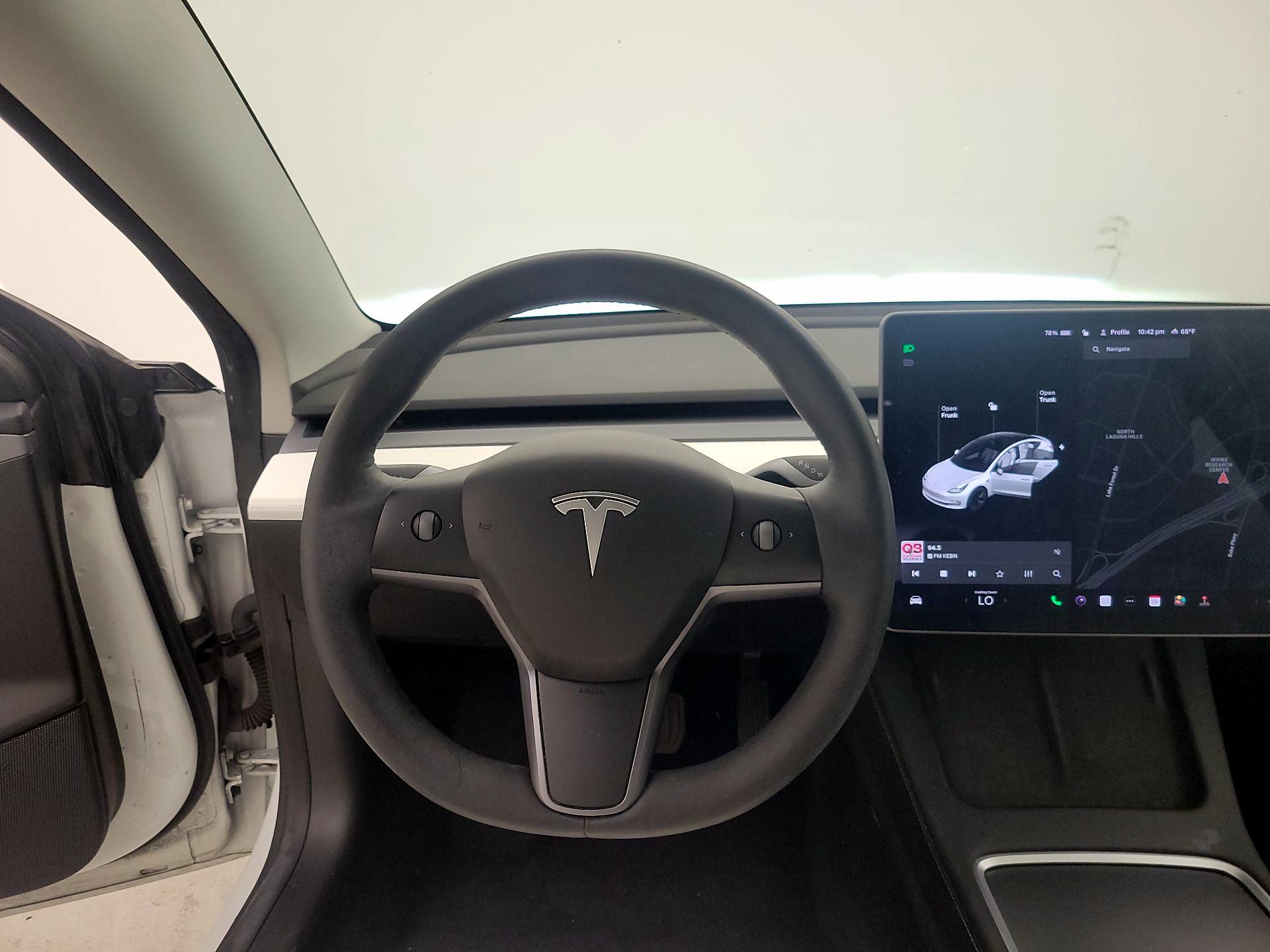 Thumbnail: 2021 Tesla Model 3 - 10