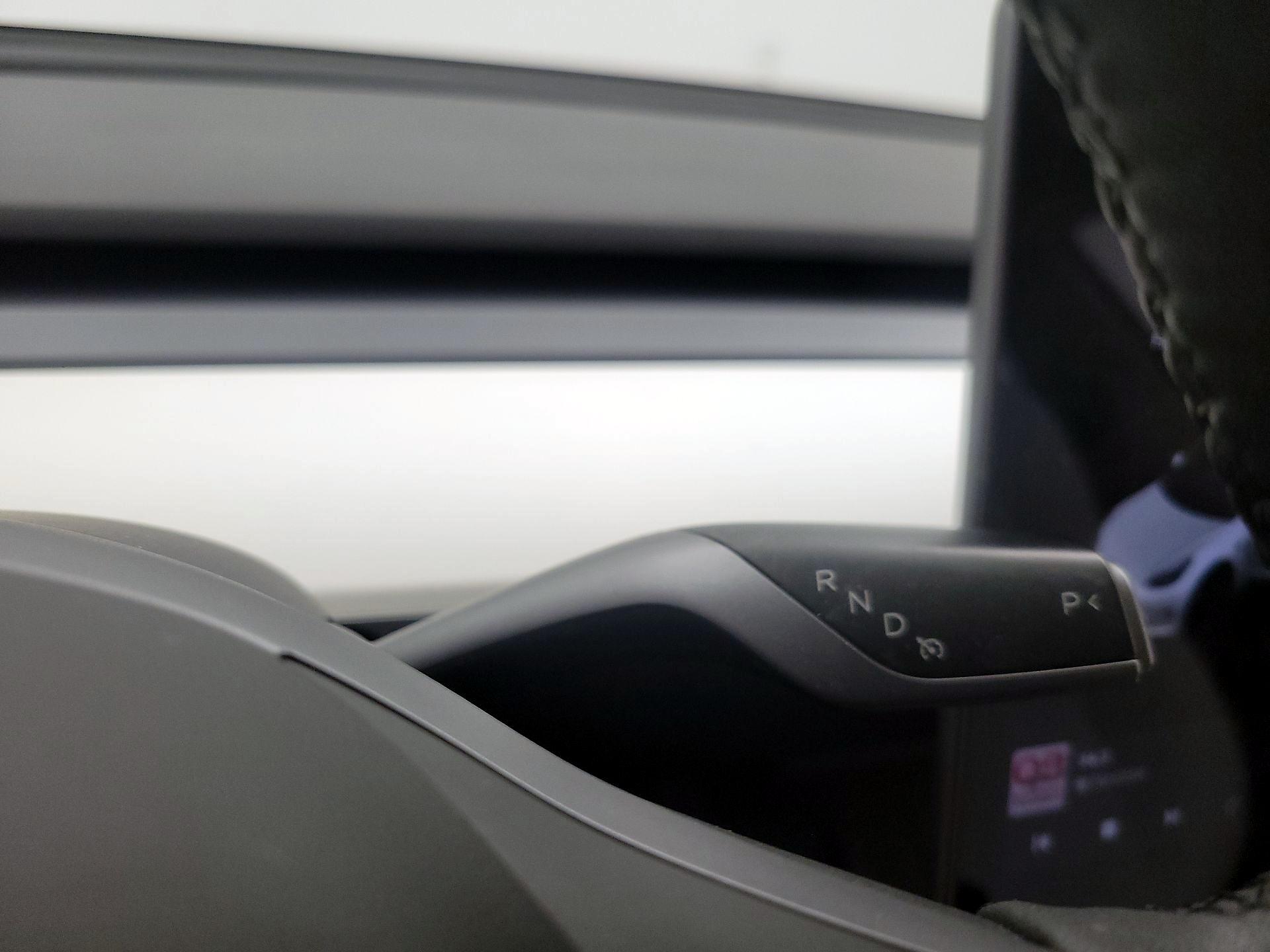 Thumbnail: 2021 Tesla Model 3 - 17