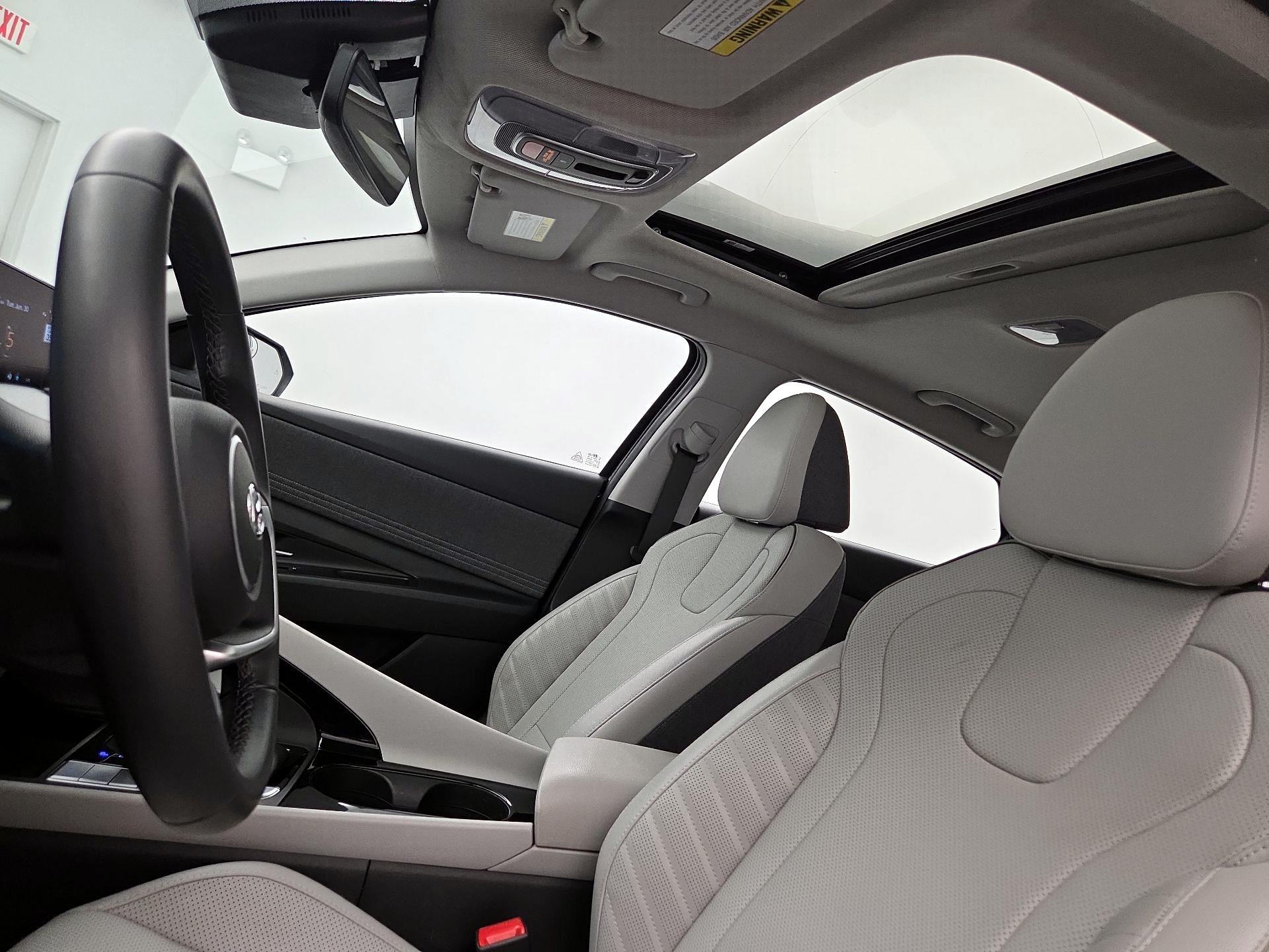 Thumbnail: 2023 Hyundai Elantra - 20