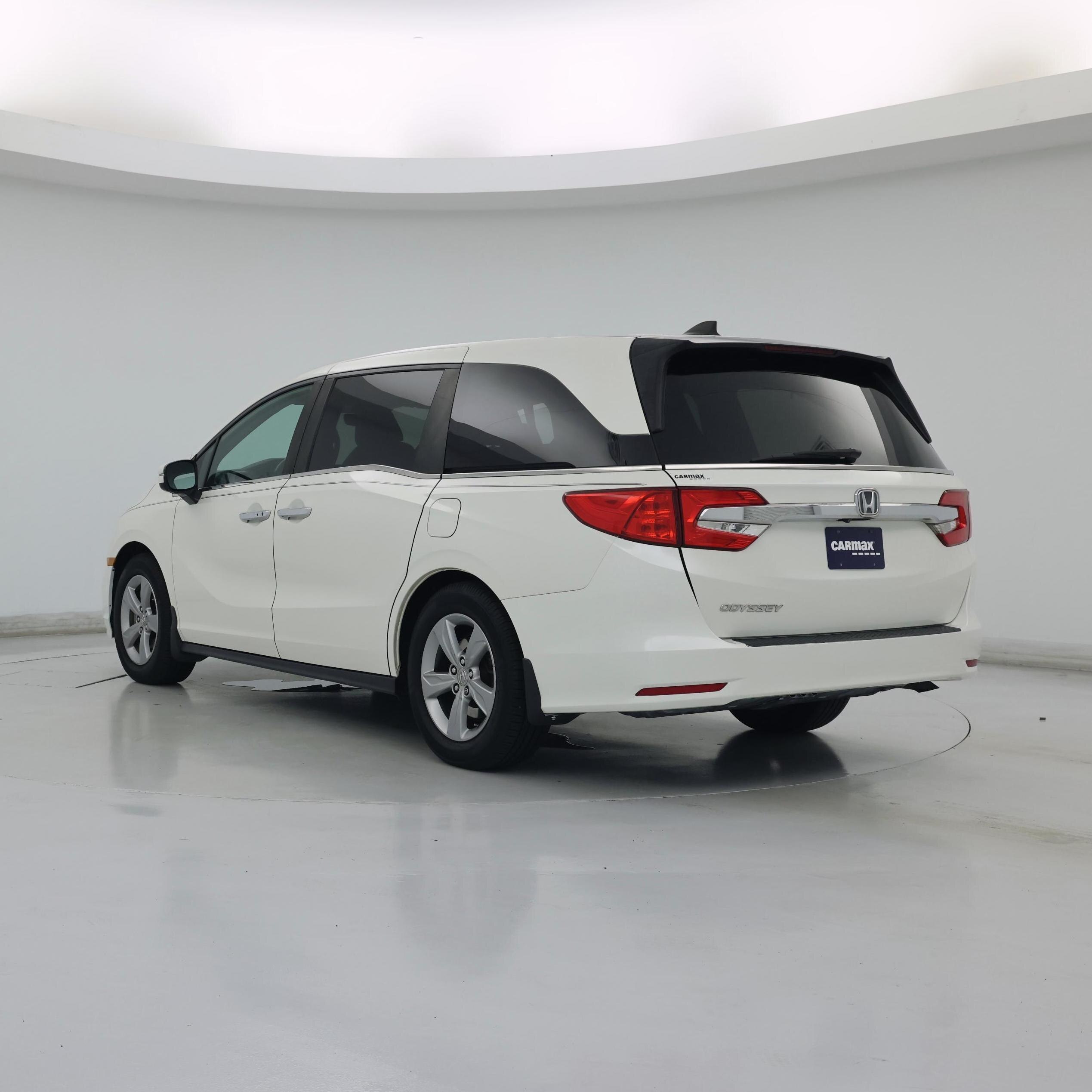 Thumbnail: 2018 Honda Odyssey - 2