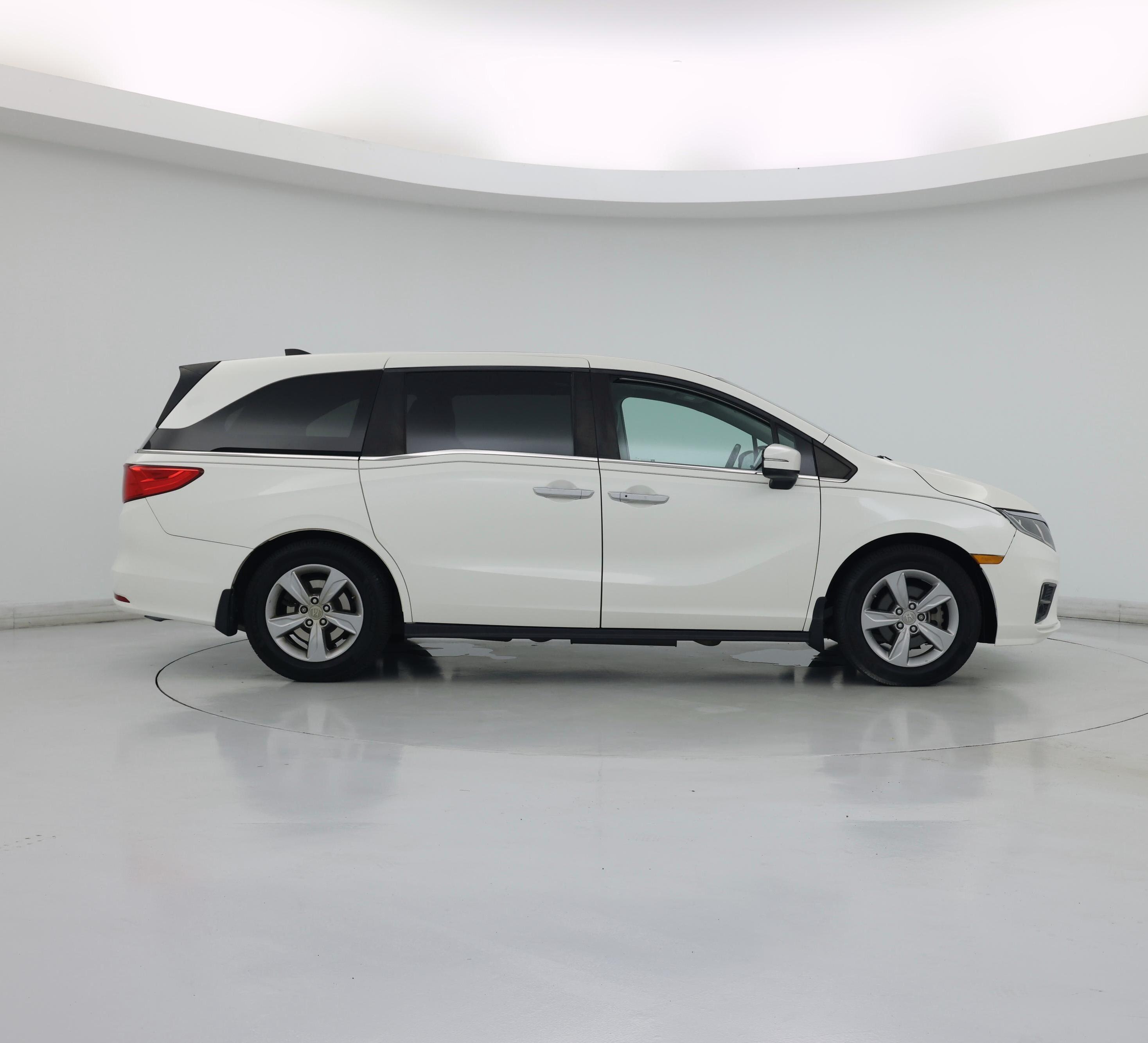 Thumbnail: 2018 Honda Odyssey - 7