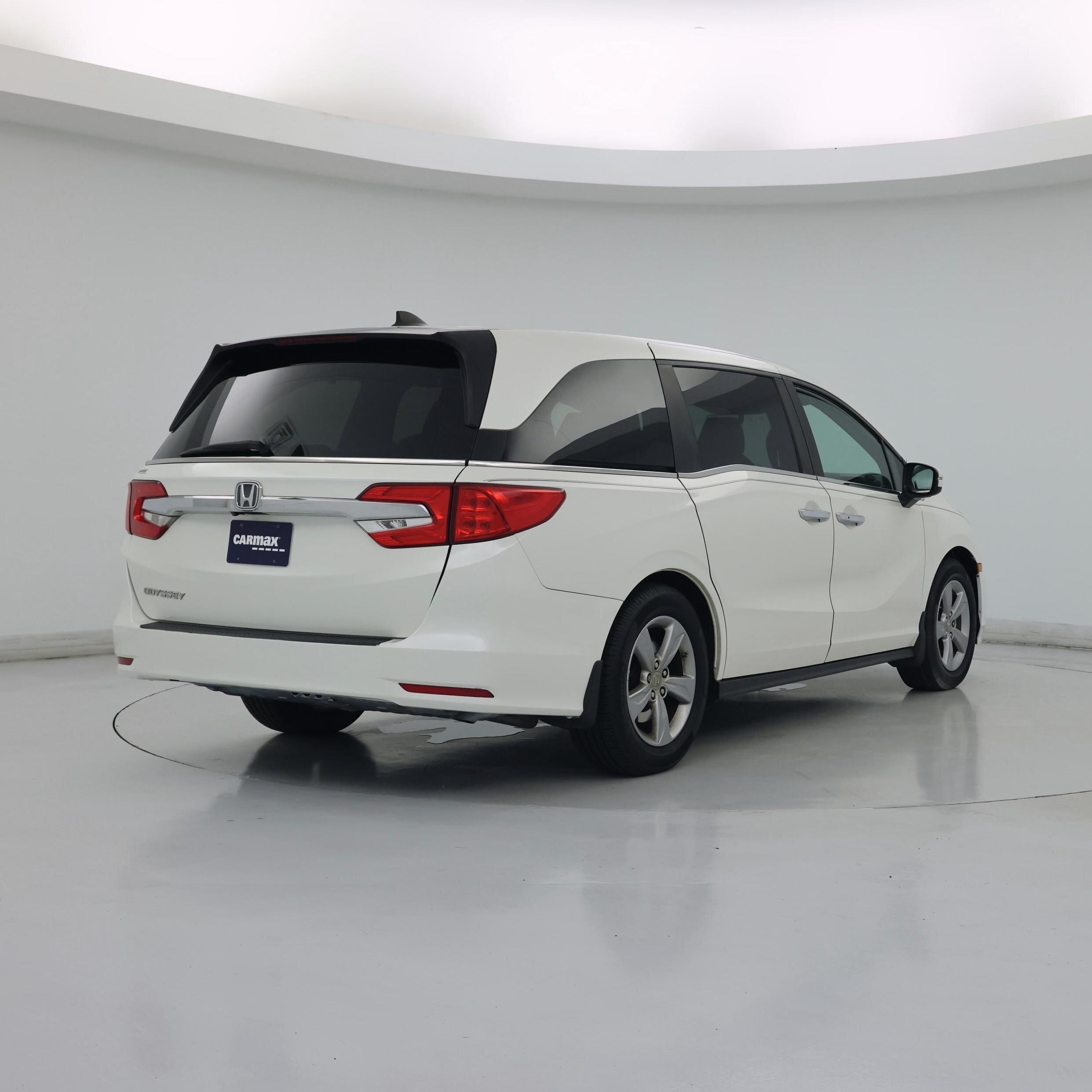 Thumbnail: 2018 Honda Odyssey - 8