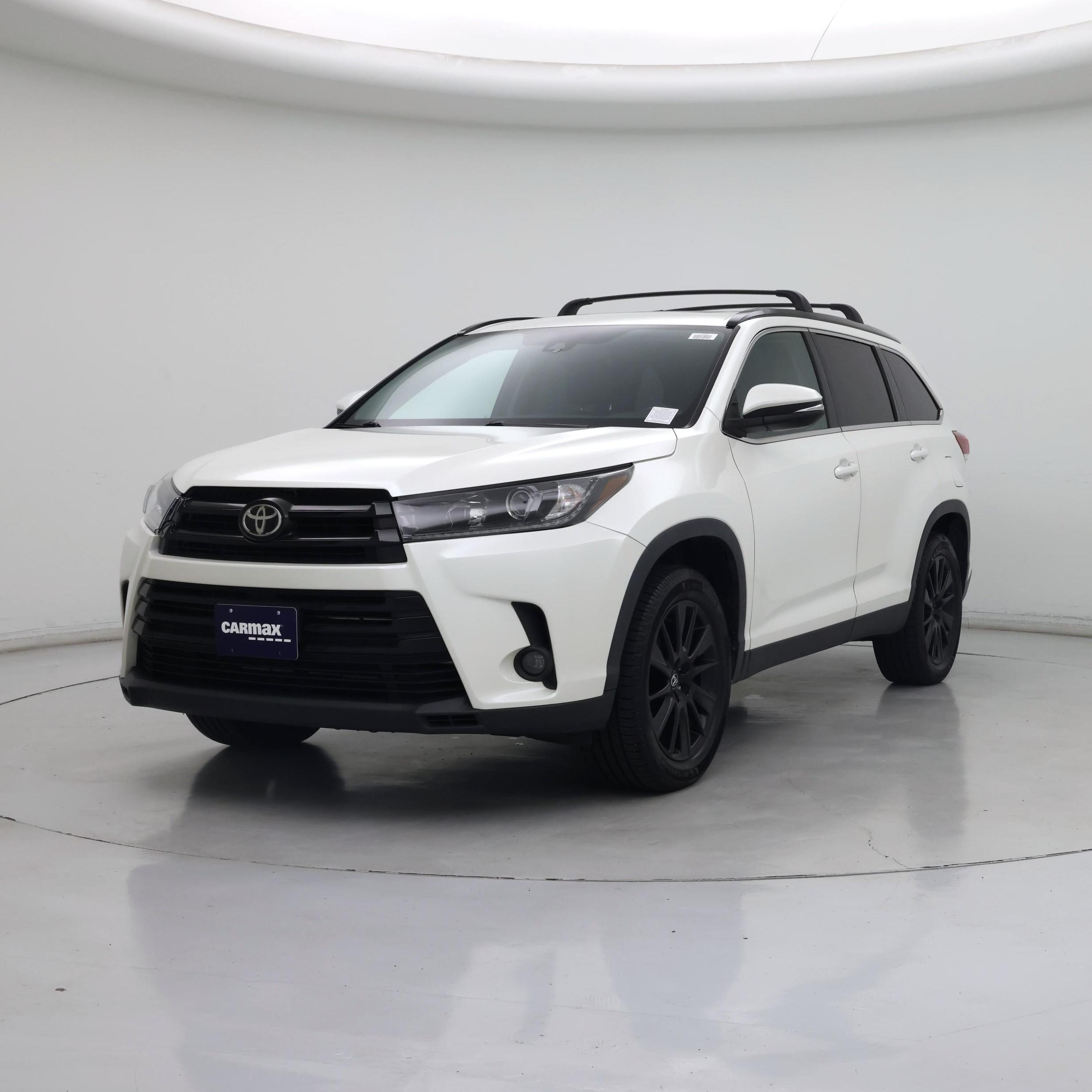 Thumbnail: 2019 Toyota Highlander - 4