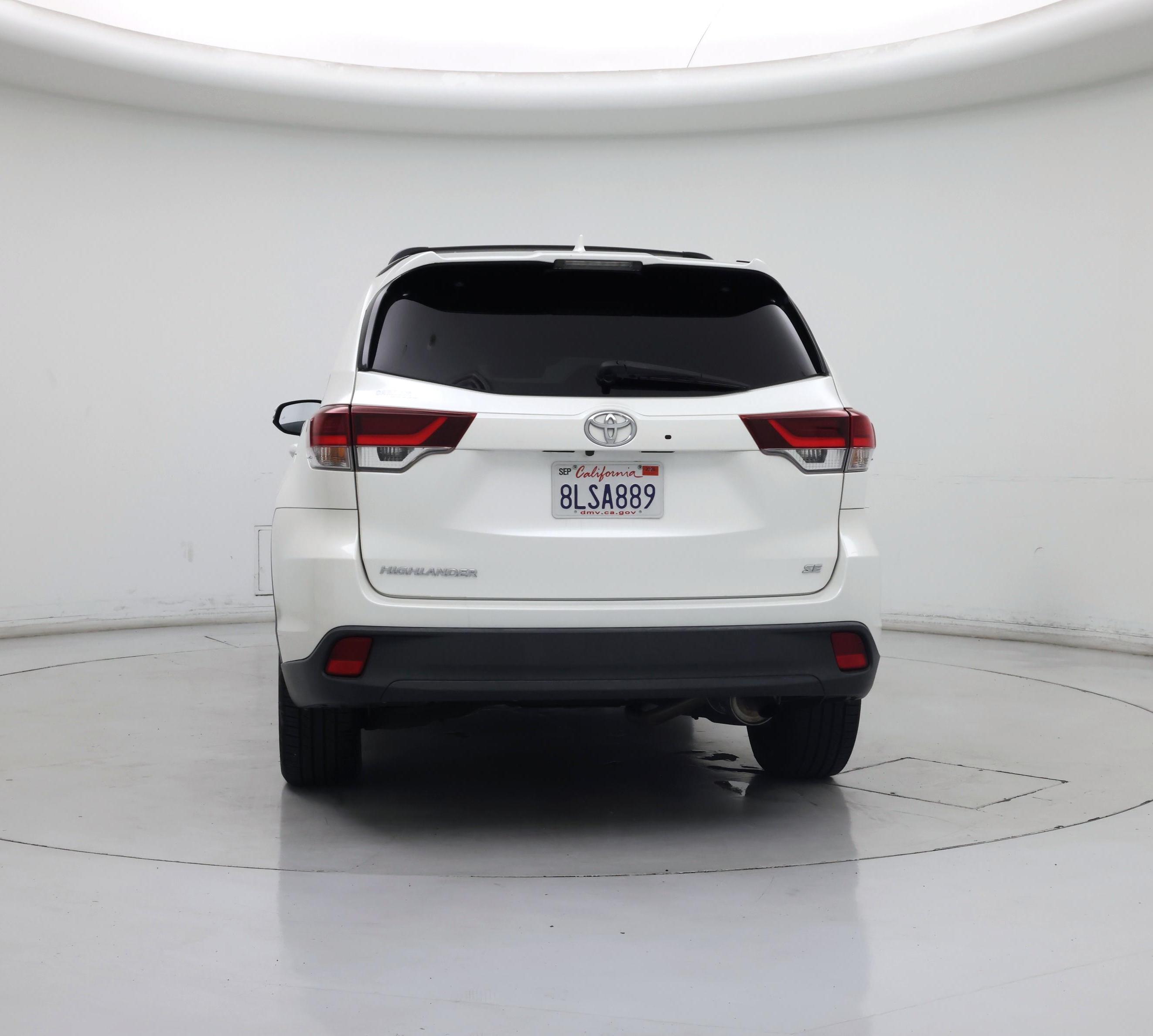 Thumbnail: 2019 Toyota Highlander - 6