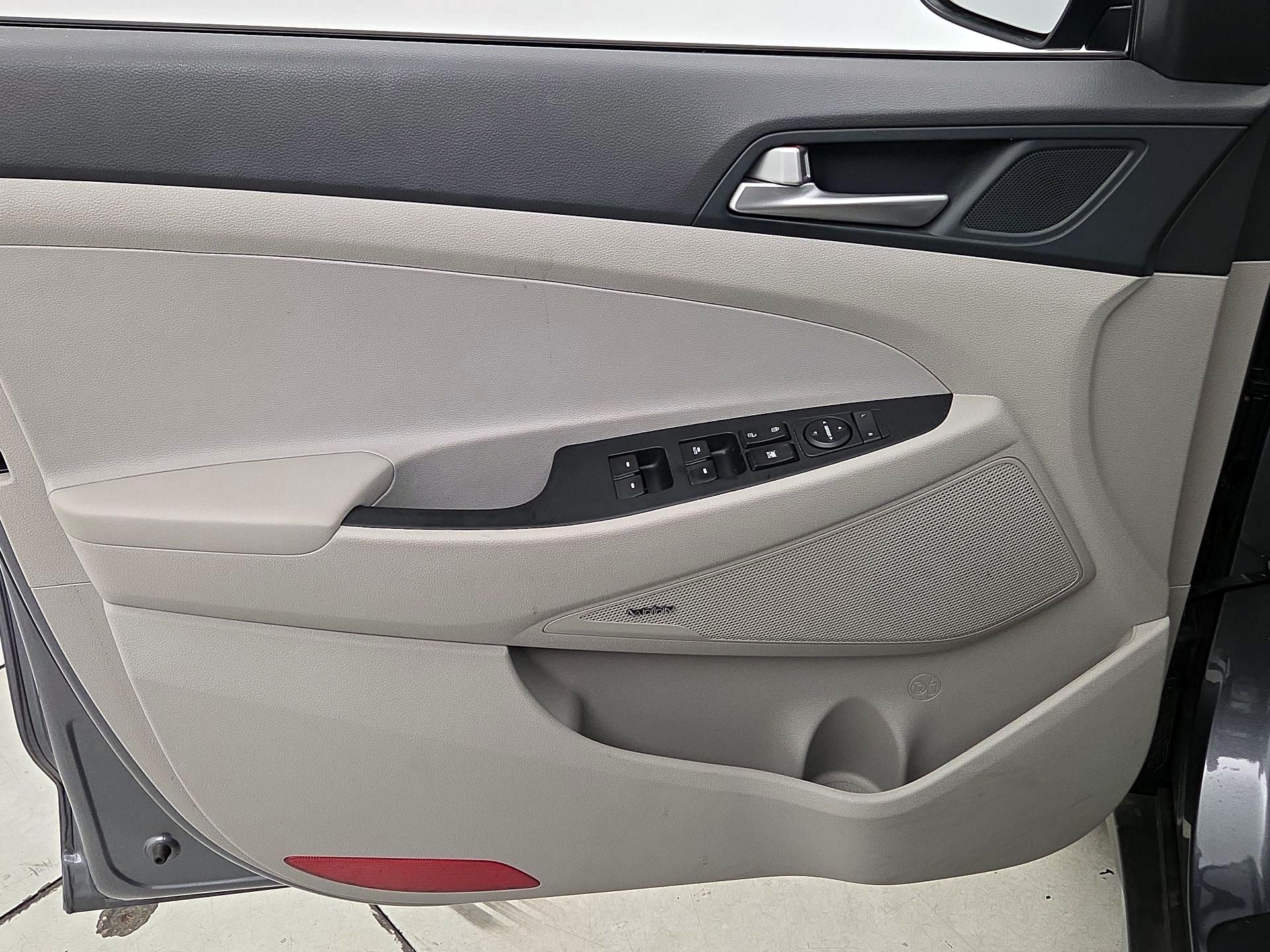 Thumbnail: 2021 Hyundai Tucson - 12
