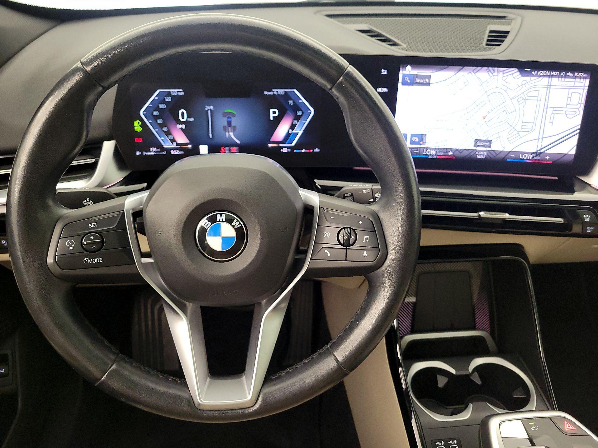 Thumbnail: 2023 BMW X1 - 10