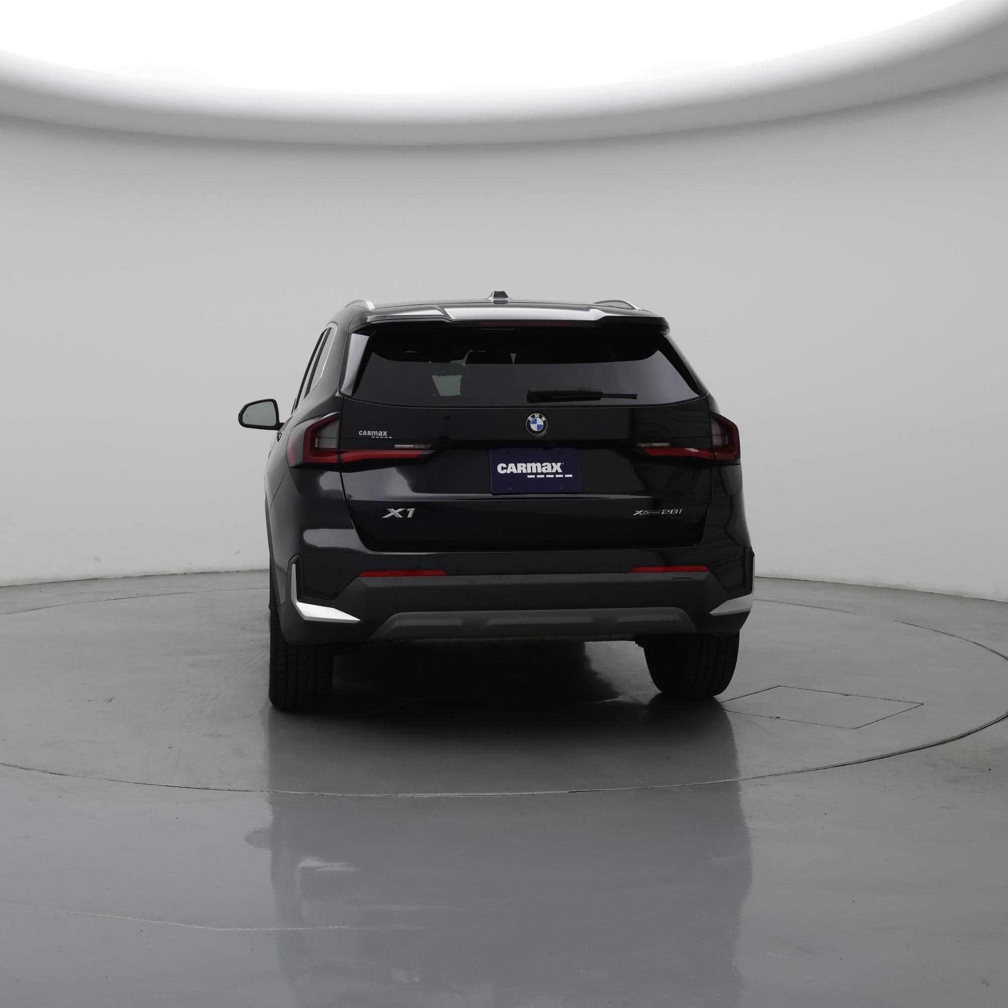 Thumbnail: 2023 BMW X1 - 6