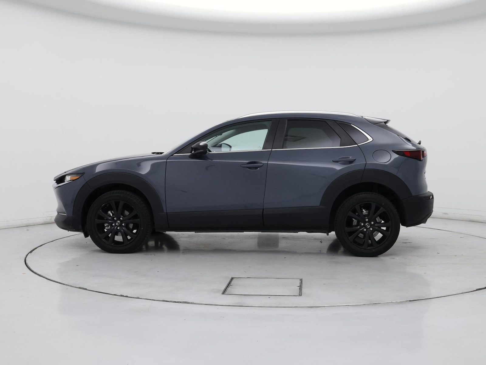 2023 Mazda CX-30 Carbon Edition - Photo 4