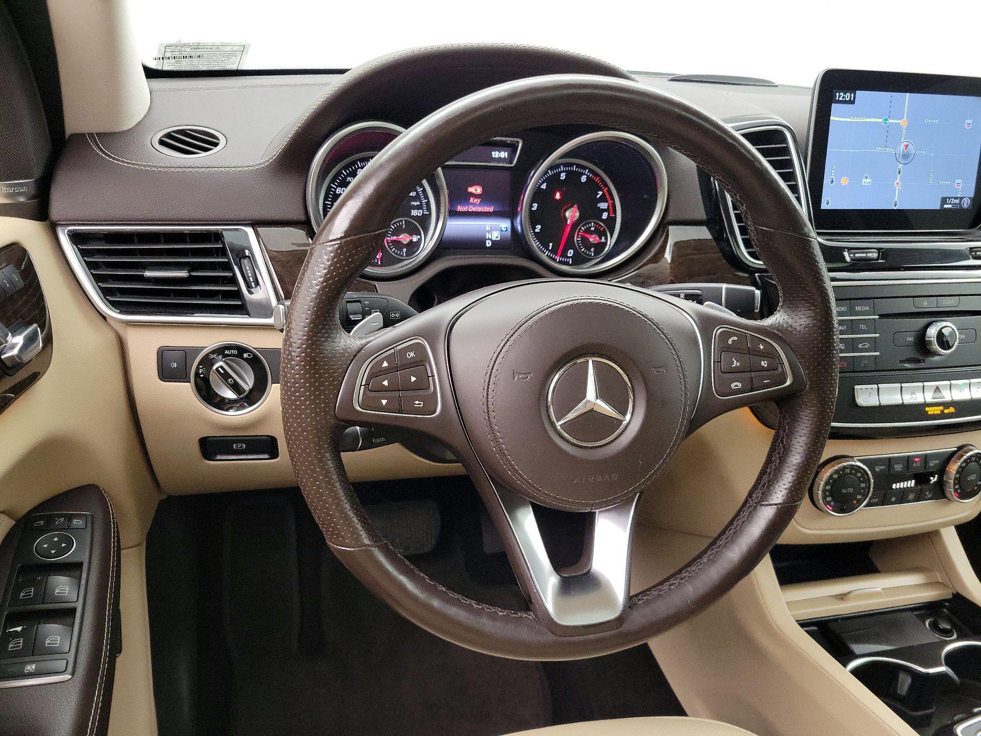 Thumbnail: 2018 Mercedes-Benz GLS - 10