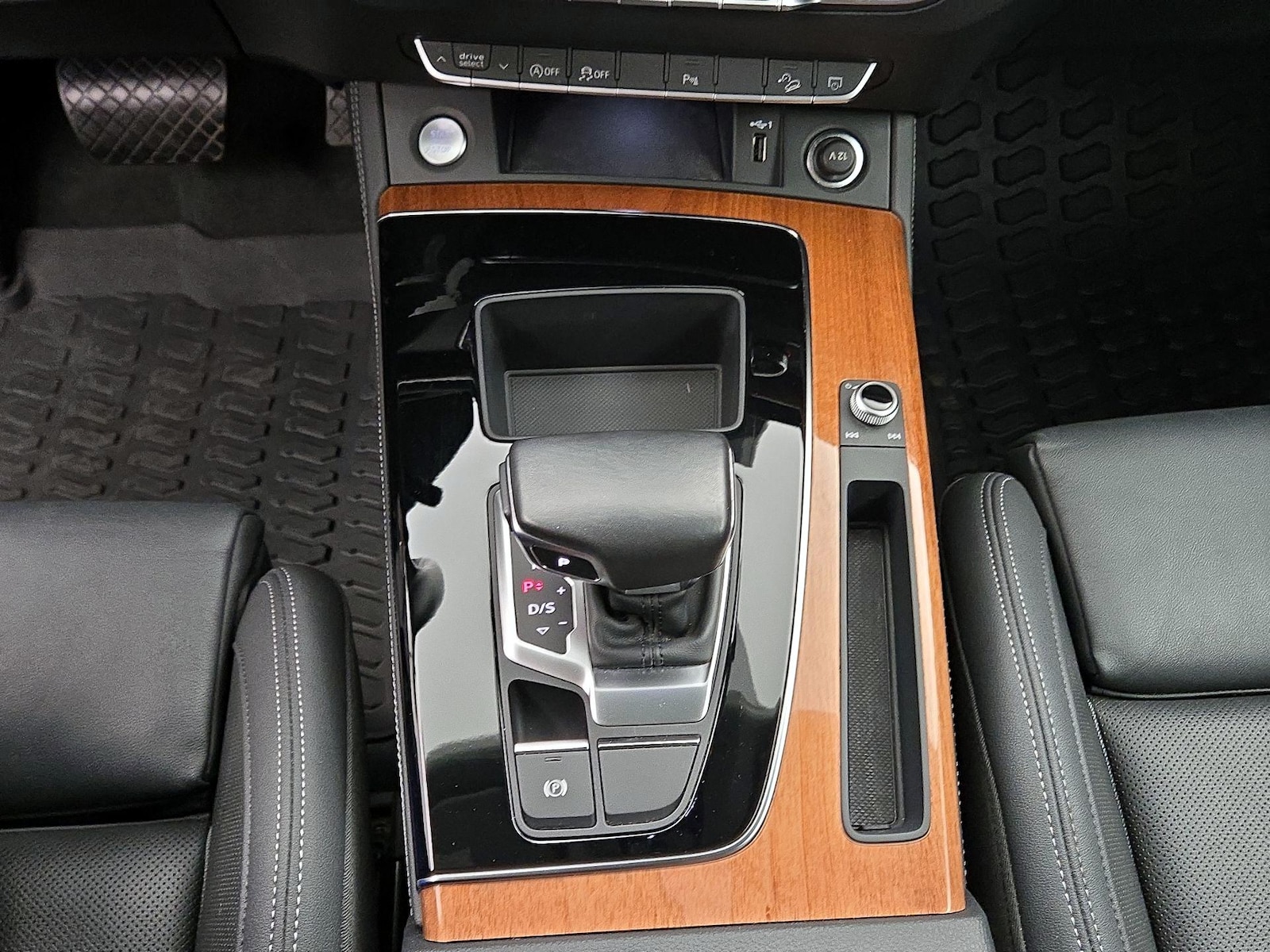 2021 Audi Q5 Premium Plus - Photo 18