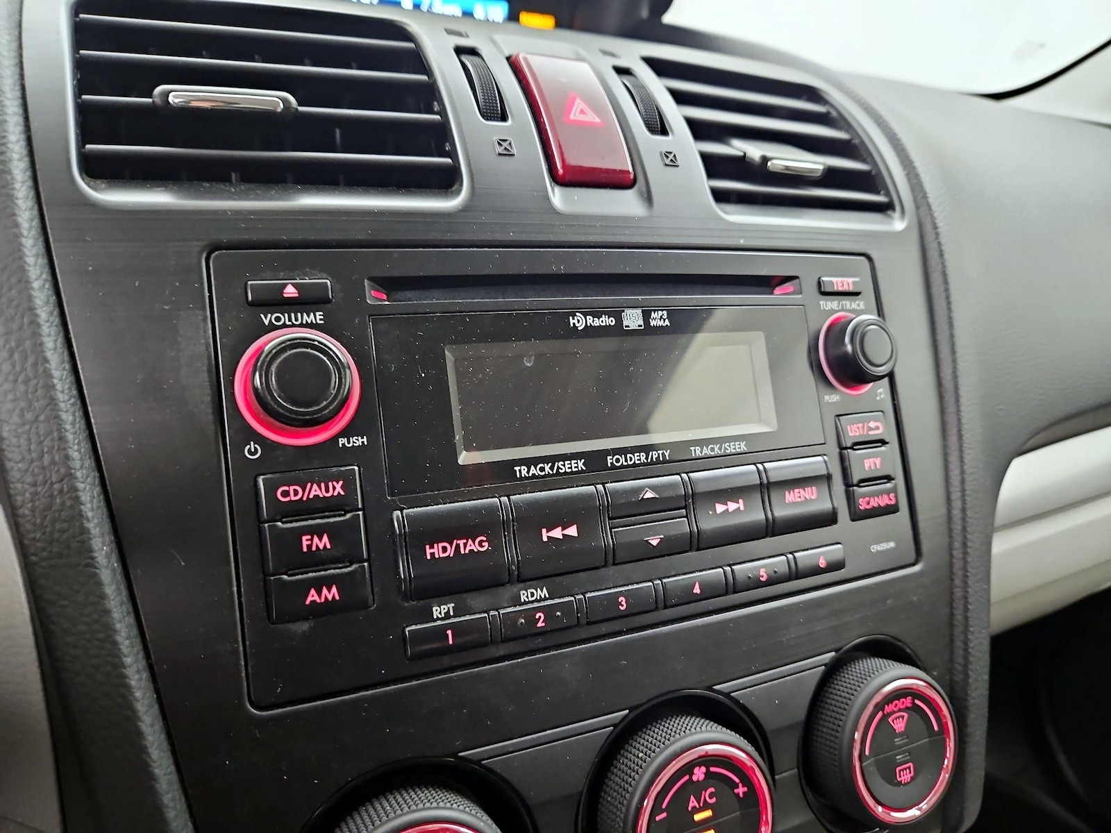 2014 Subaru Forester i Limited - Photo 16