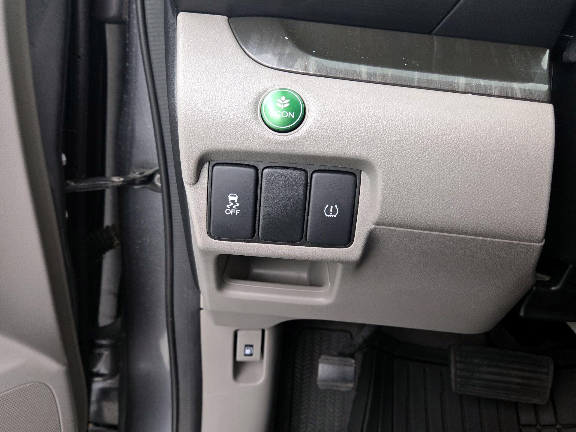 Thumbnail: 2014 Honda CR-V - 13