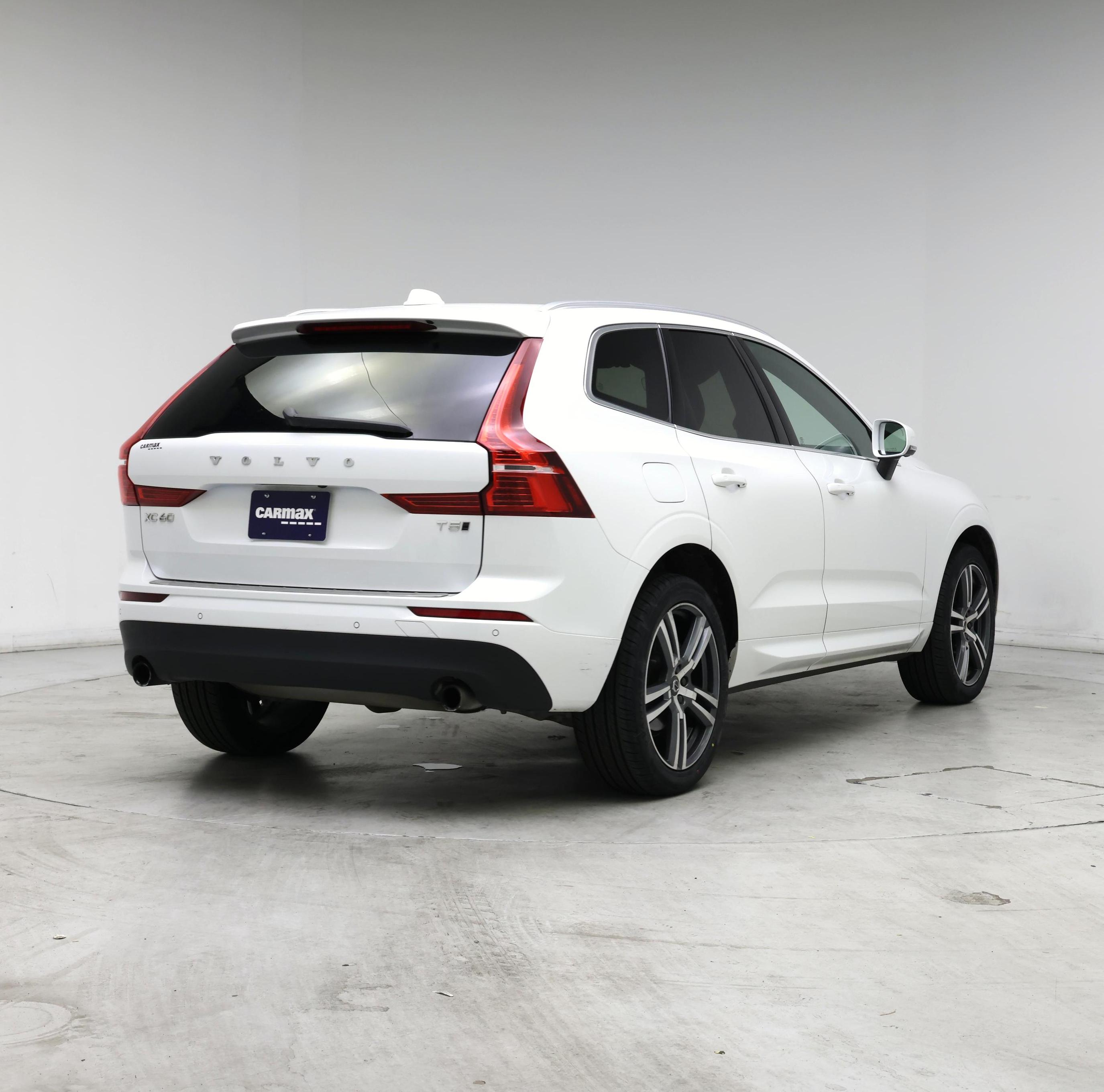 Thumbnail: 2021 Volvo XC60 - 8