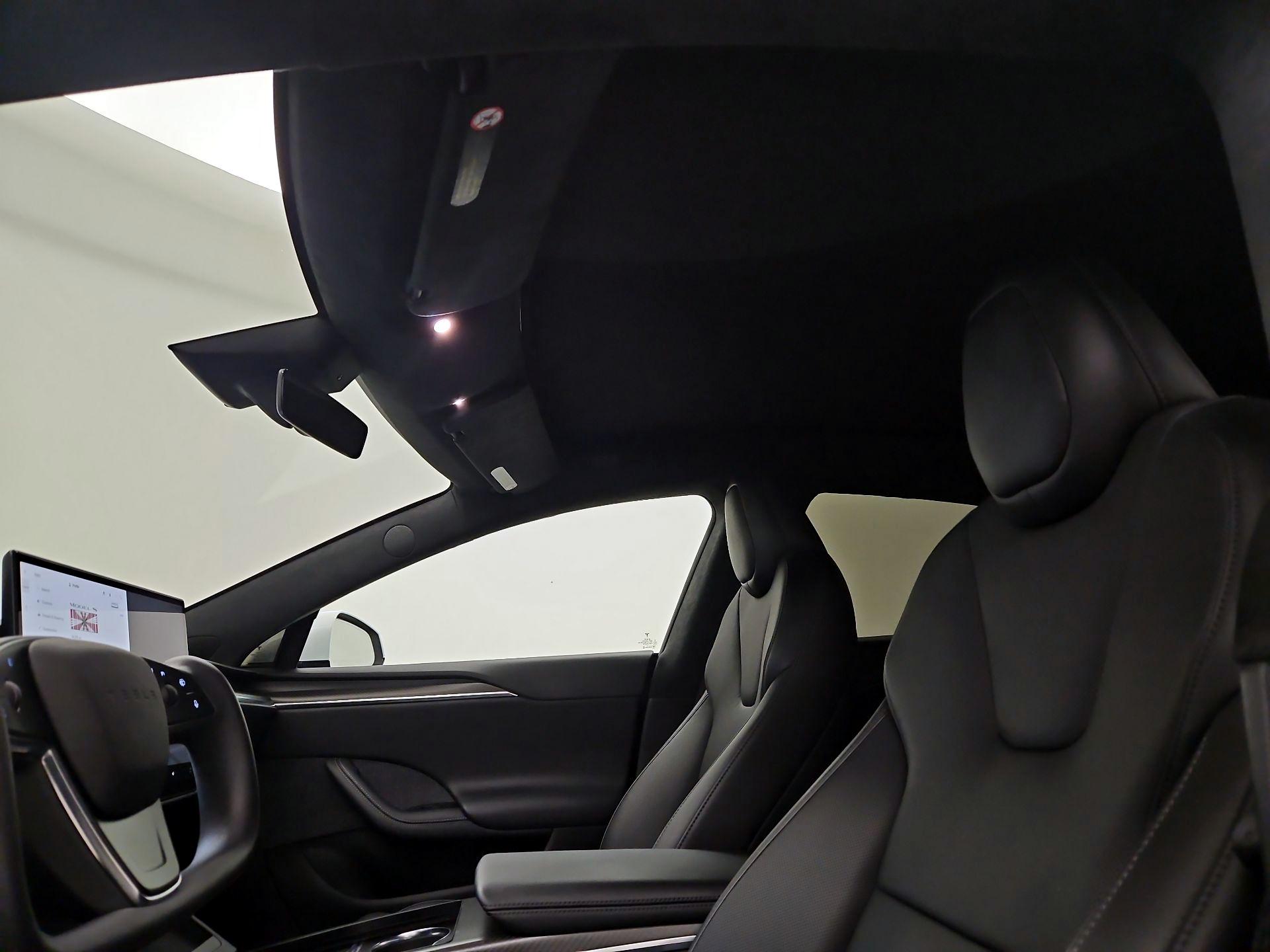 Thumbnail: 2021 Tesla Model S - 18