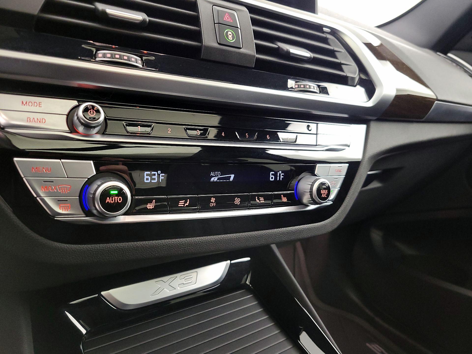 Thumbnail: 2021 BMW X3 - 17